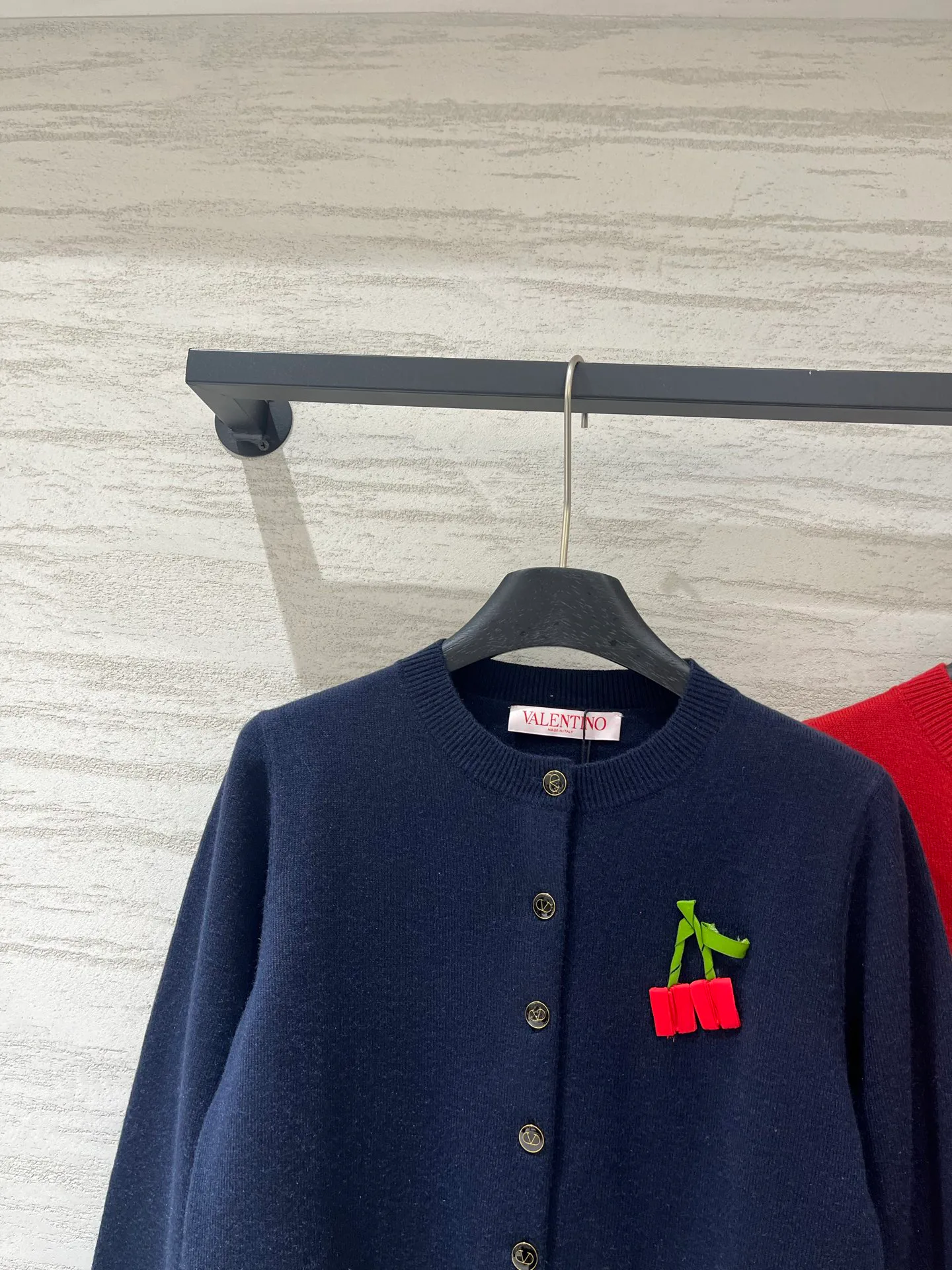 Women's Jumpers And Sweaters VALENTINO 18533314