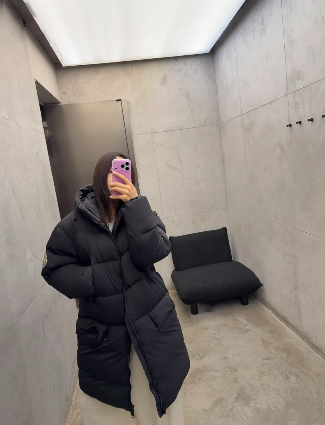 Women's Jackets And Down Jackets MONCLER 18007534
