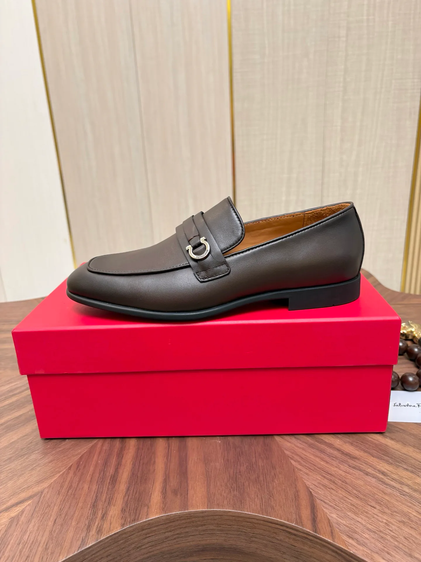 Men's Loafers And Dress Shoes SALVATORE FERRAGAMO 18257094