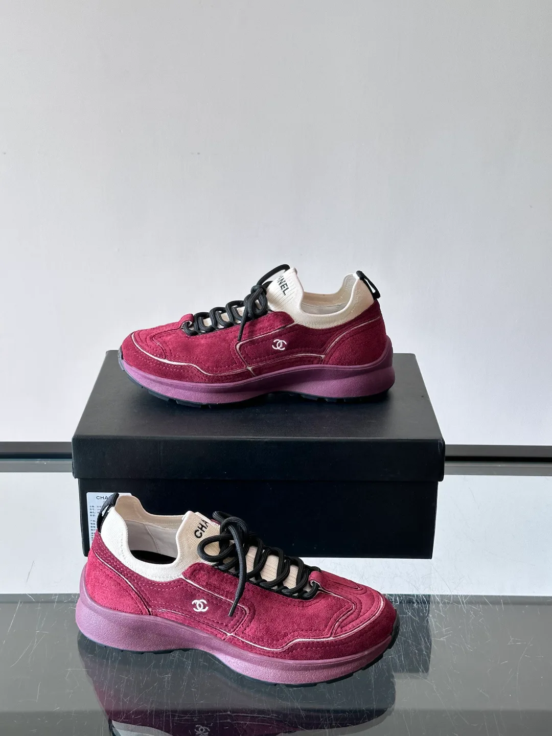 Women's Sneakers CHANEL 18079220