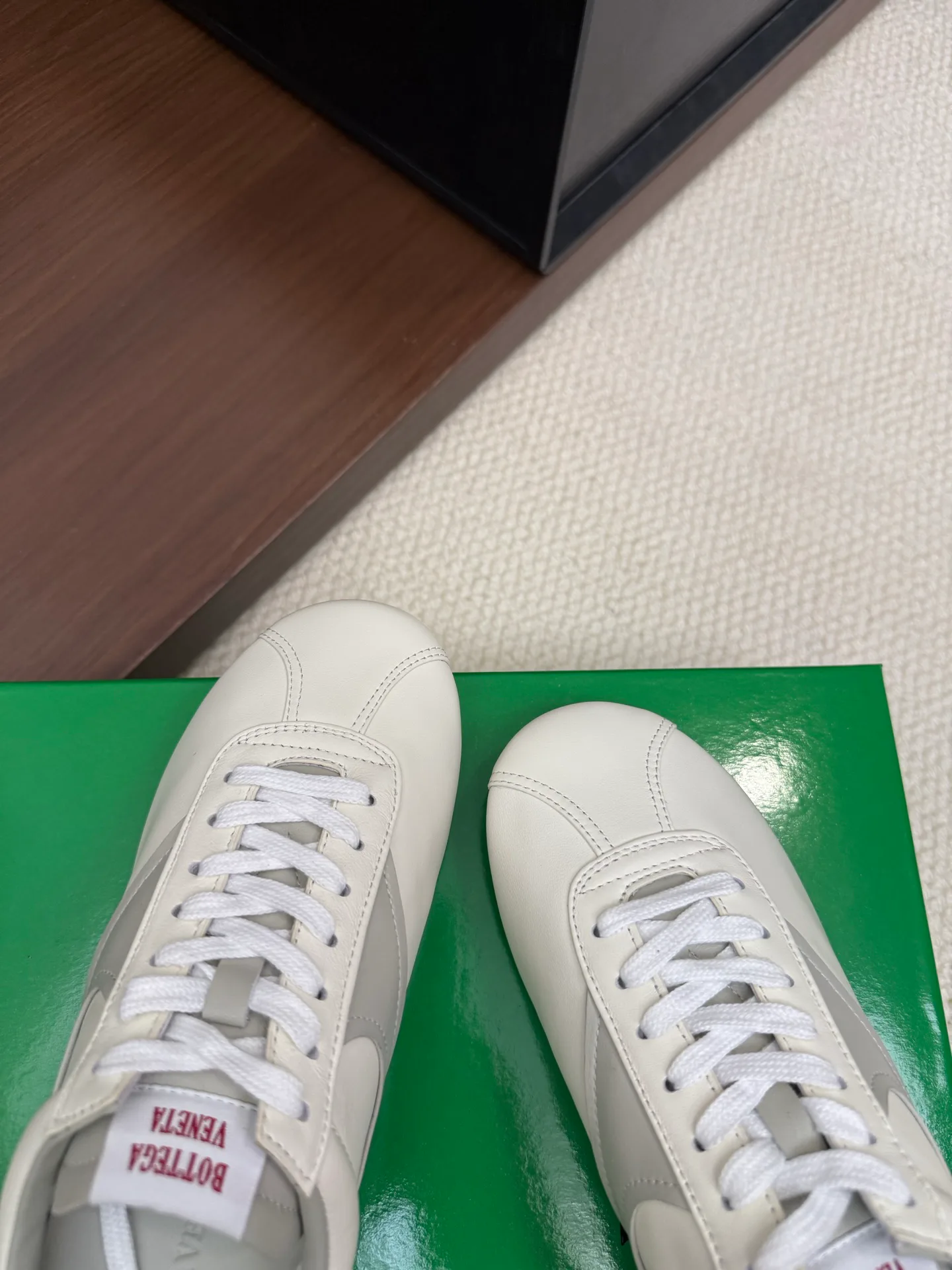 Women's Sneakers BOTTEGA VENETA 18042086