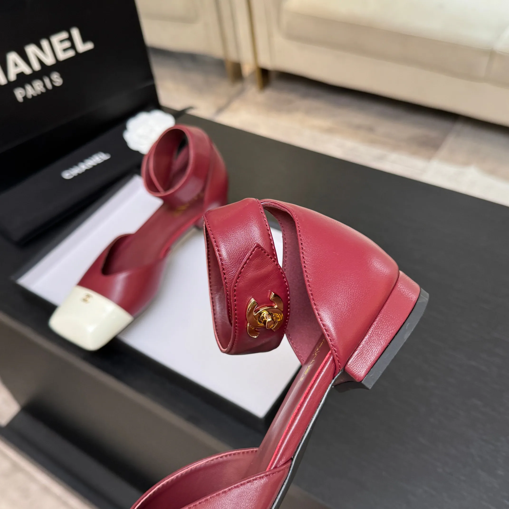 Women's Open-Toe Sandals CHANEL 18104573