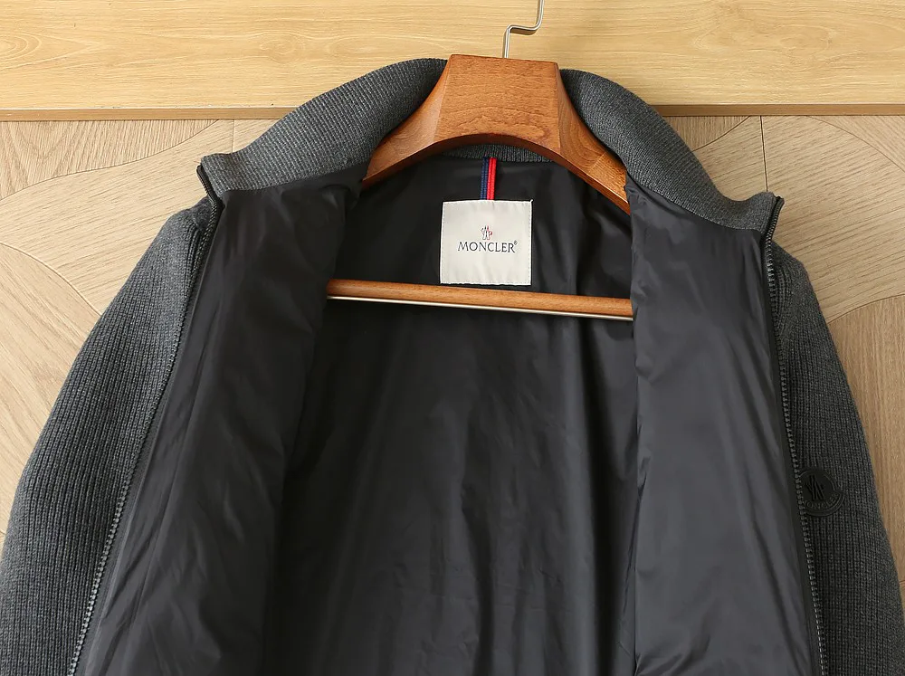Men's Jackets And Down Jackets MONCLER 18369152