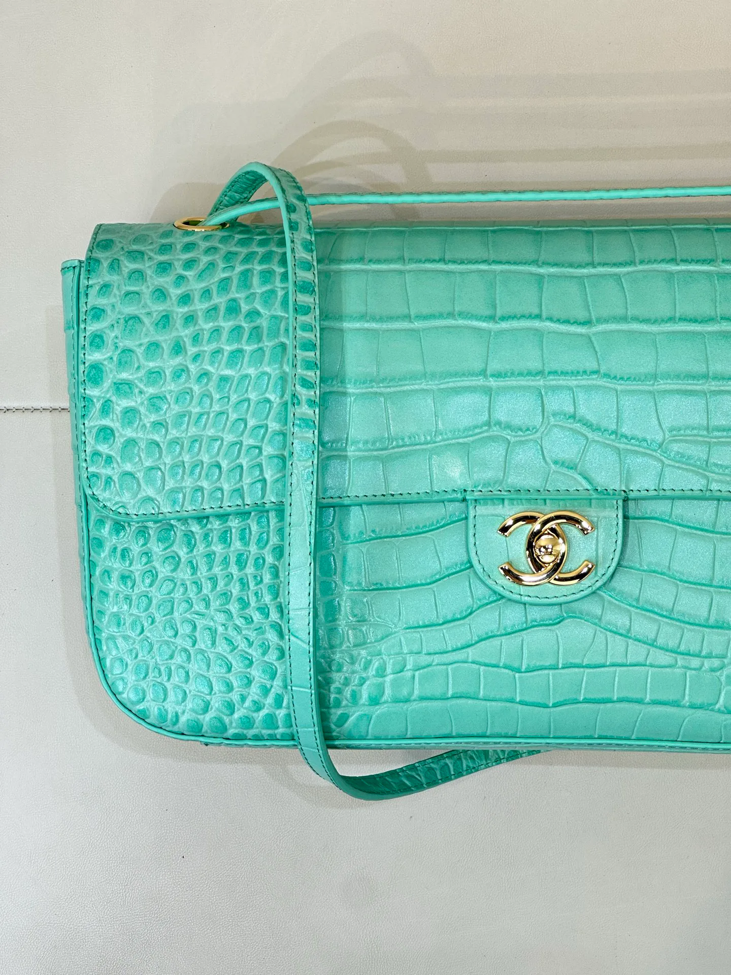 Women's Classic Handbags CHANEL 18000307
