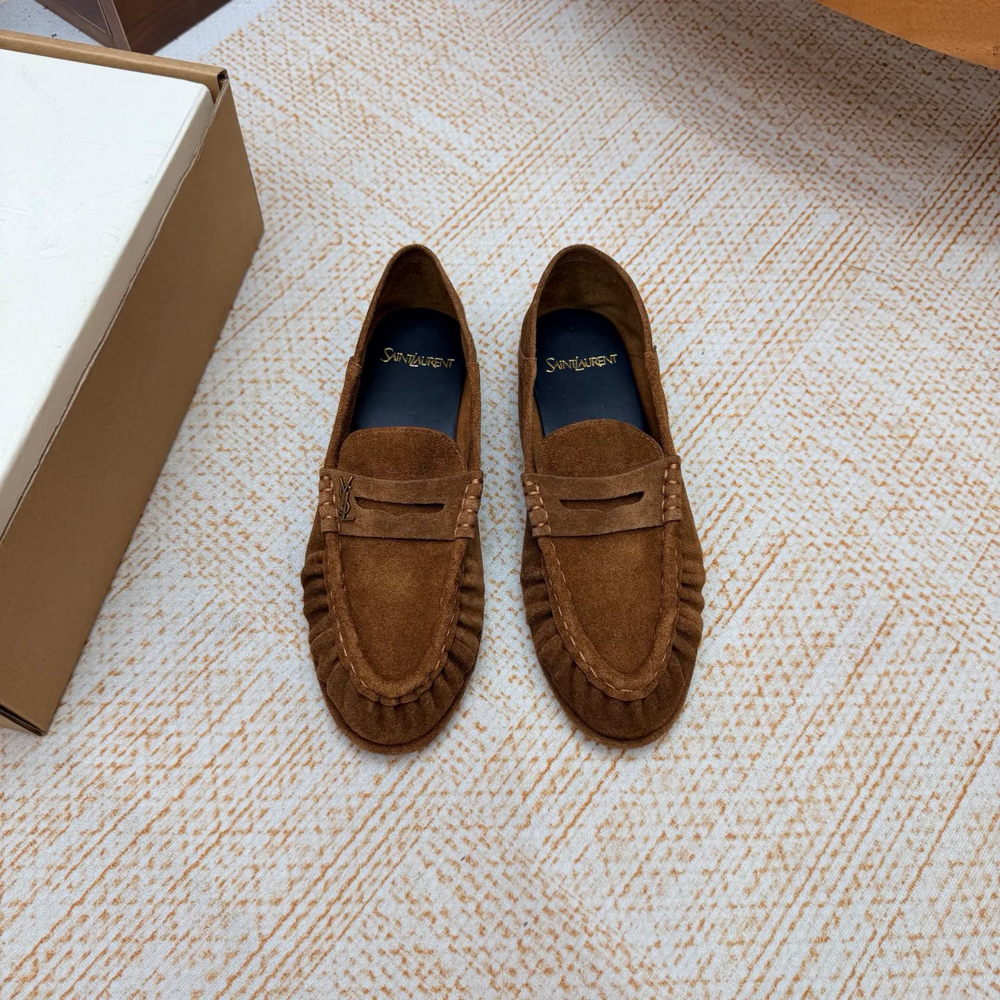 Women's Loafers And Moccasins SAINT LAURENT 18104178