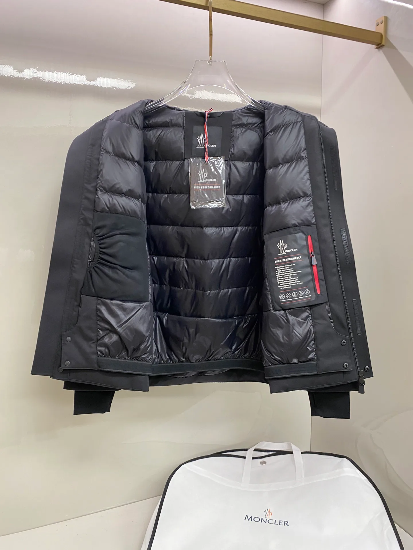 Men's Jackets And Down Jackets MONCLER 18029199