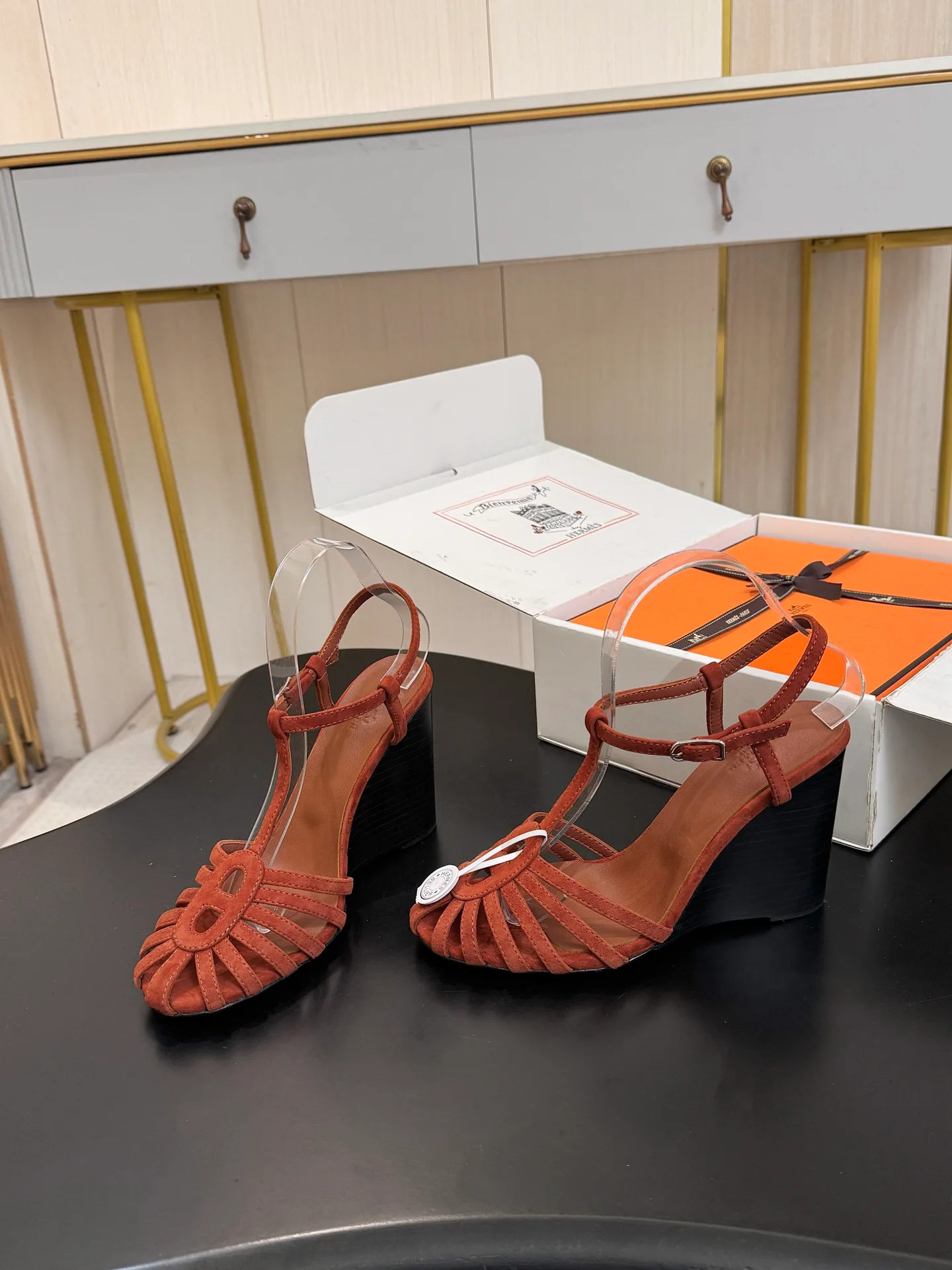 Women's Open-Toe Sandals HERMES 18103838