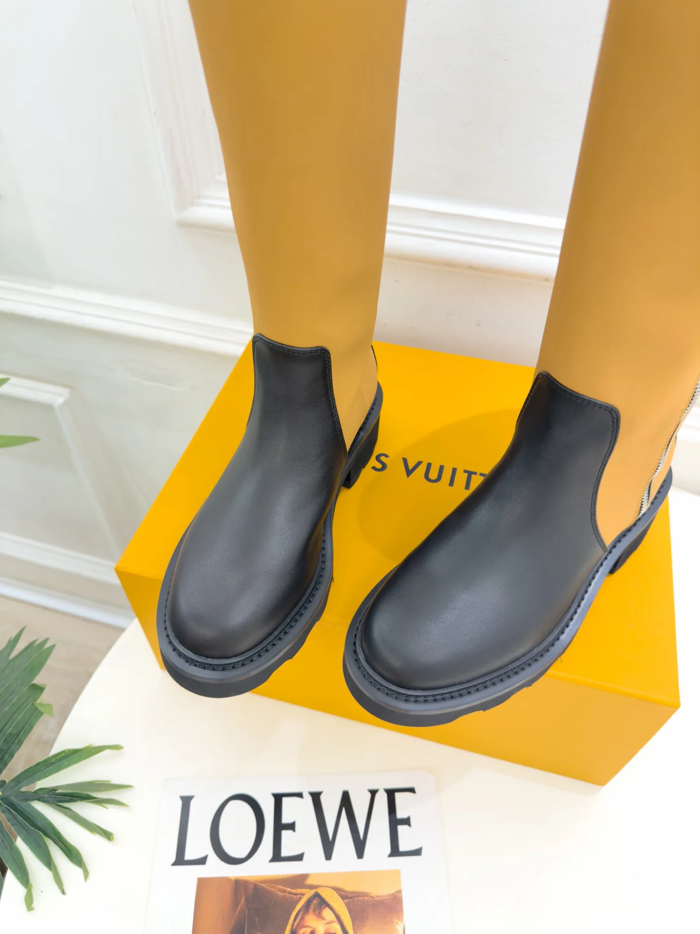 Women's Boots LOUIS VUITTON 18370289