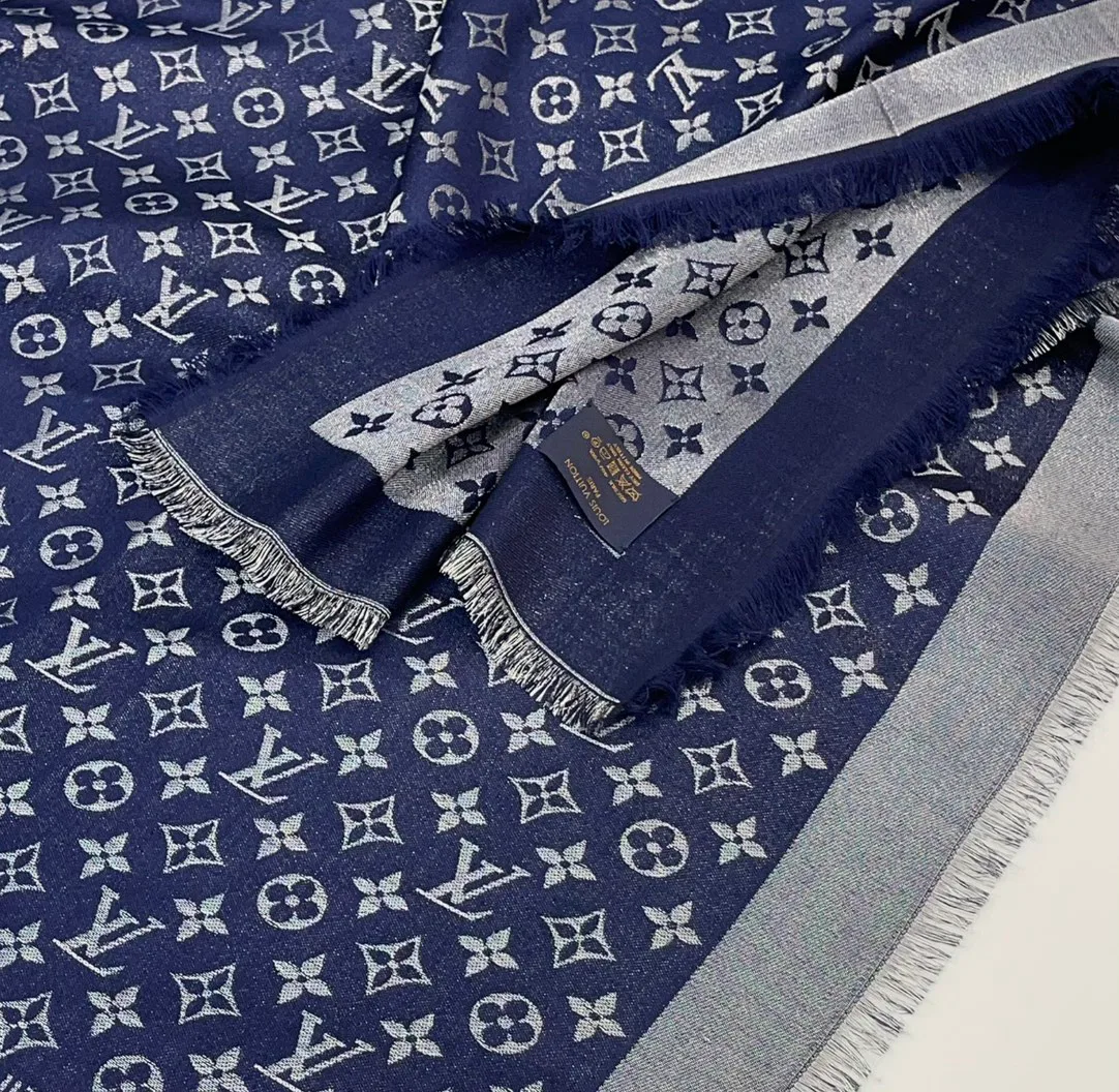 Scarves LOUIS VUITTON 17826484