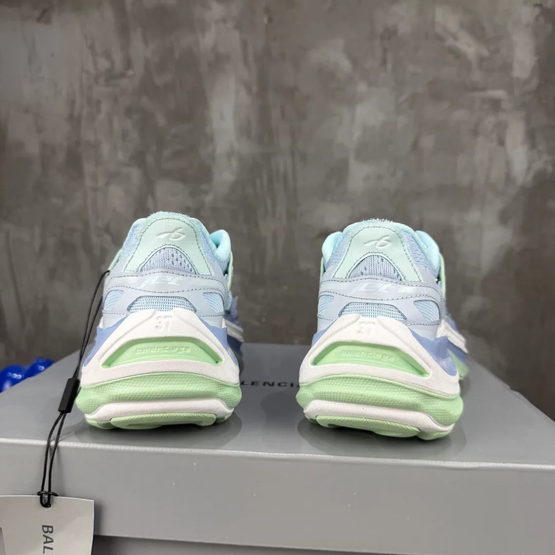 Women's Sneakers BALENCIAGA 17787123