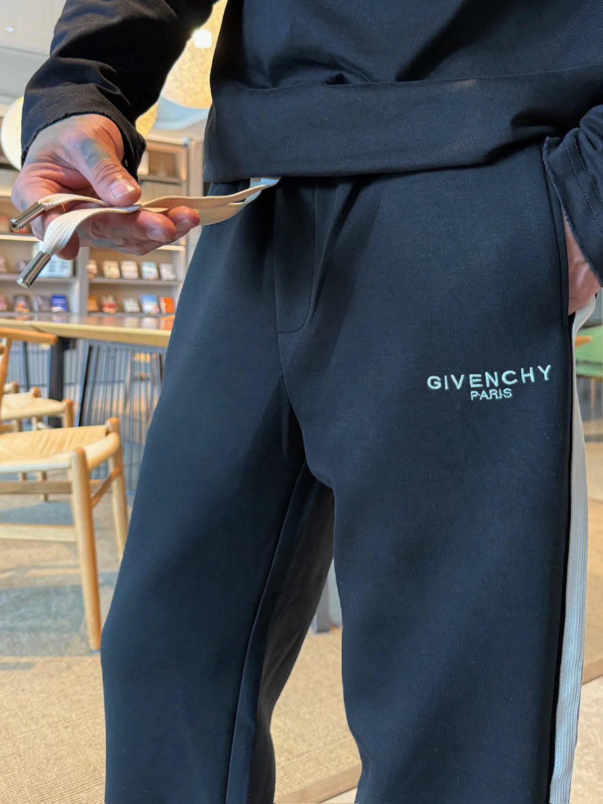 Men's Trousers GIVENCHY 18345801