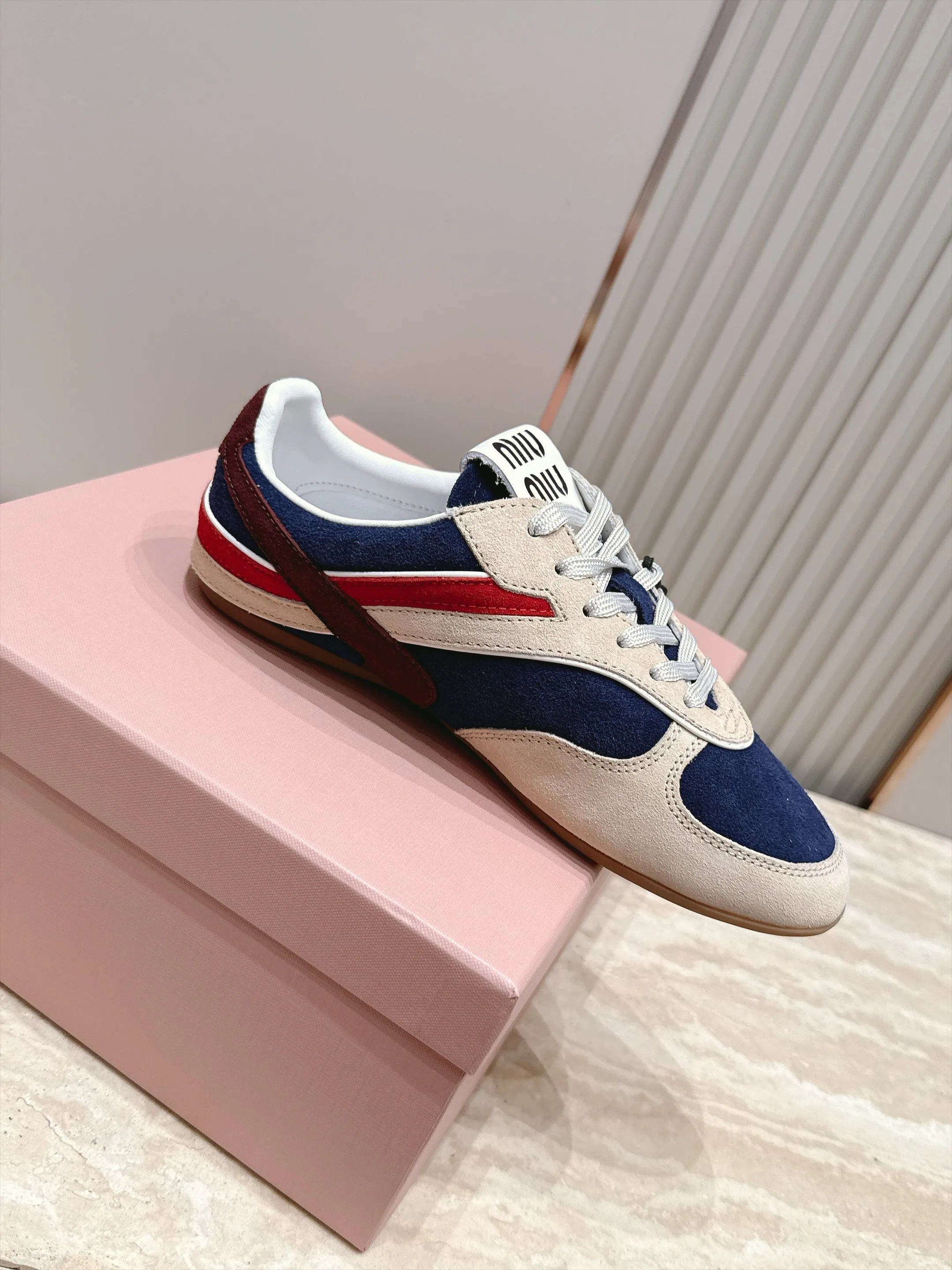 Women's Sneakers MIU MIU 18436559