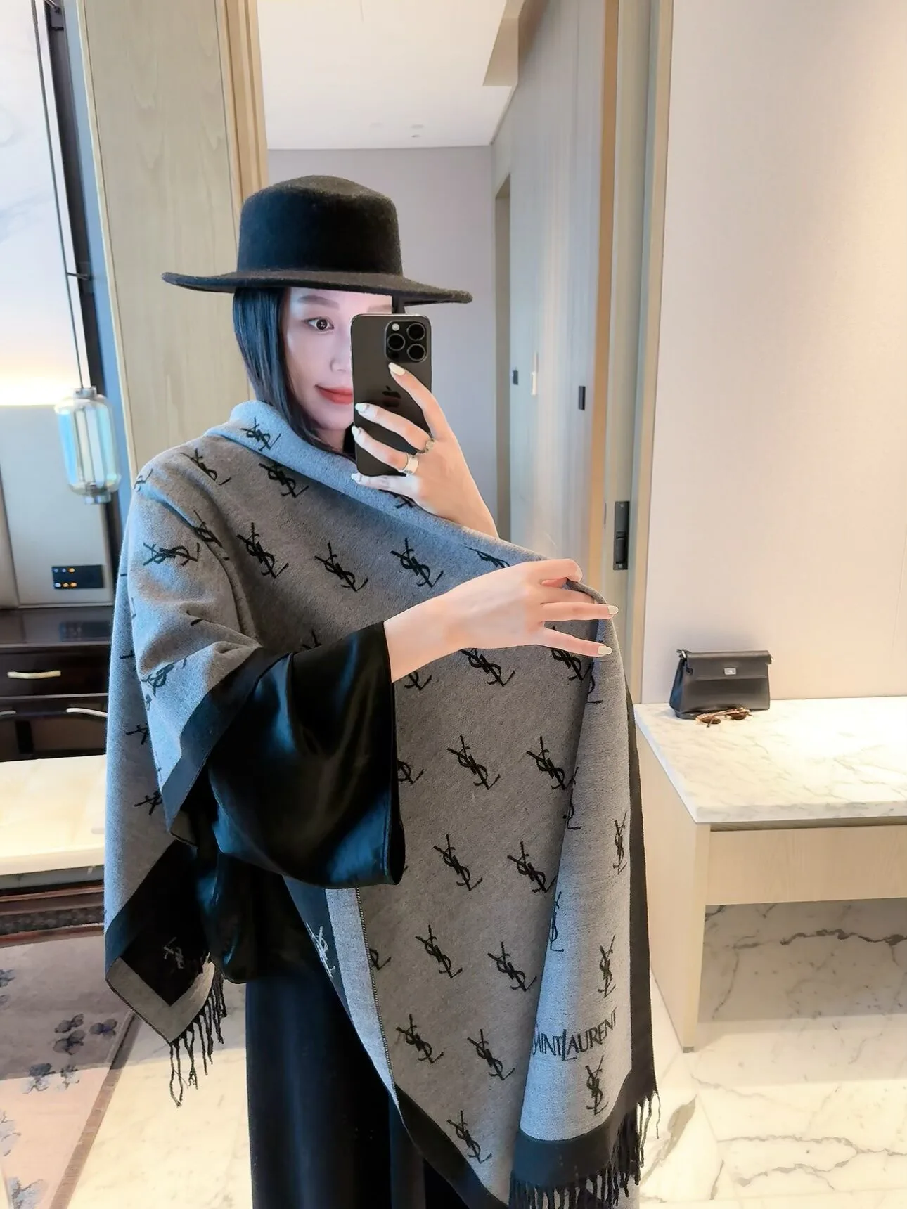 Scarves SAINT LAURENT 18427098