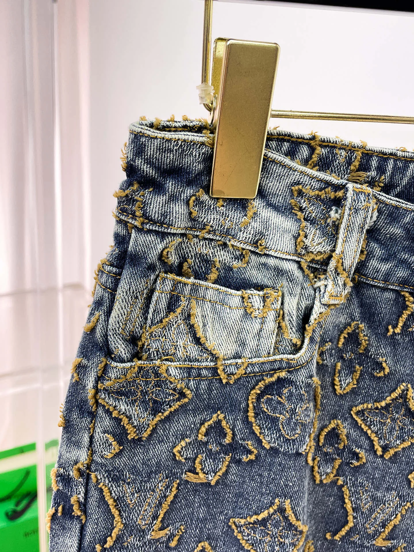 Men's Jeans LOUIS VUITTON 18499645