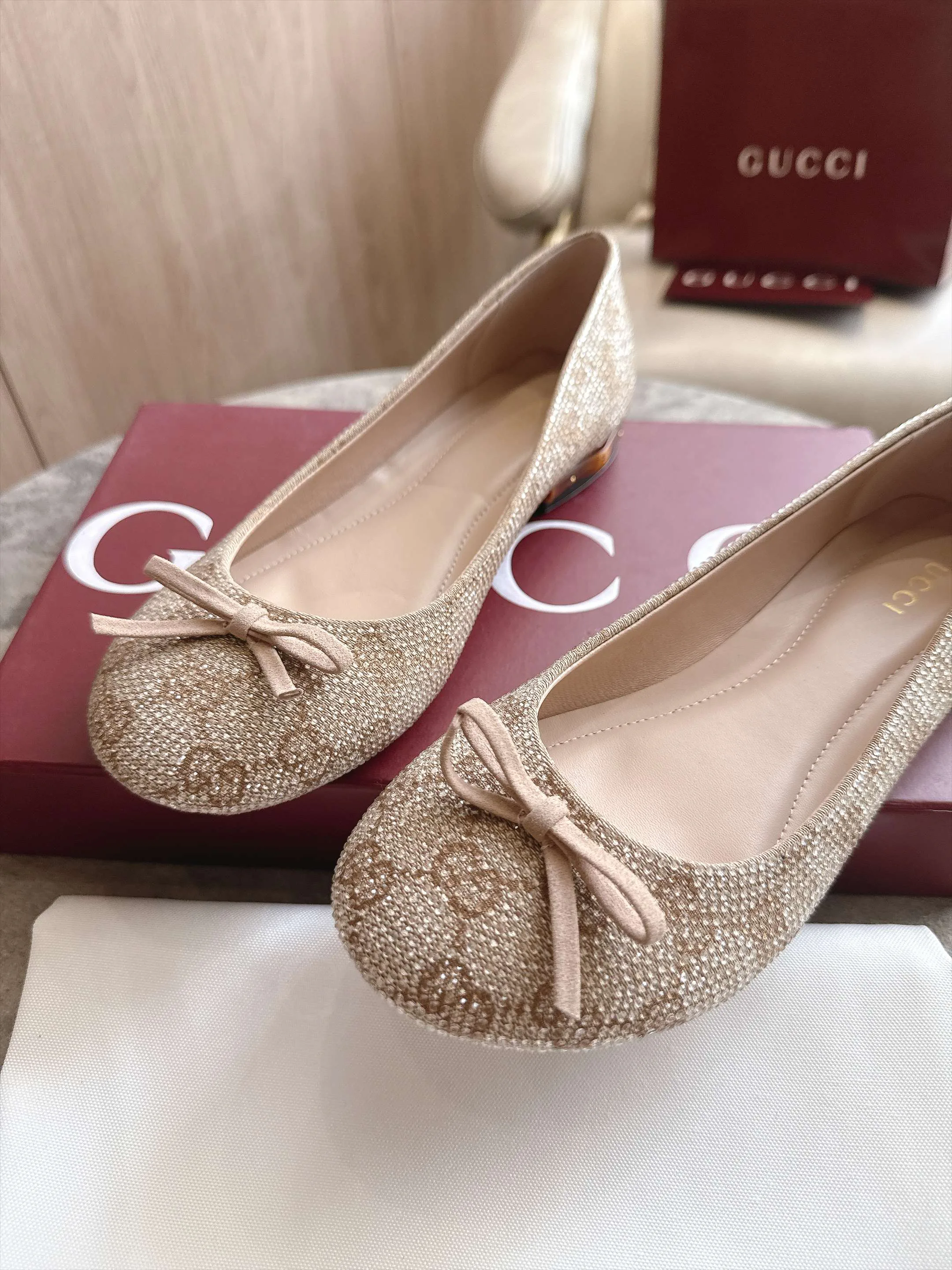 Women's Ballet Flats GUCCI 18400910