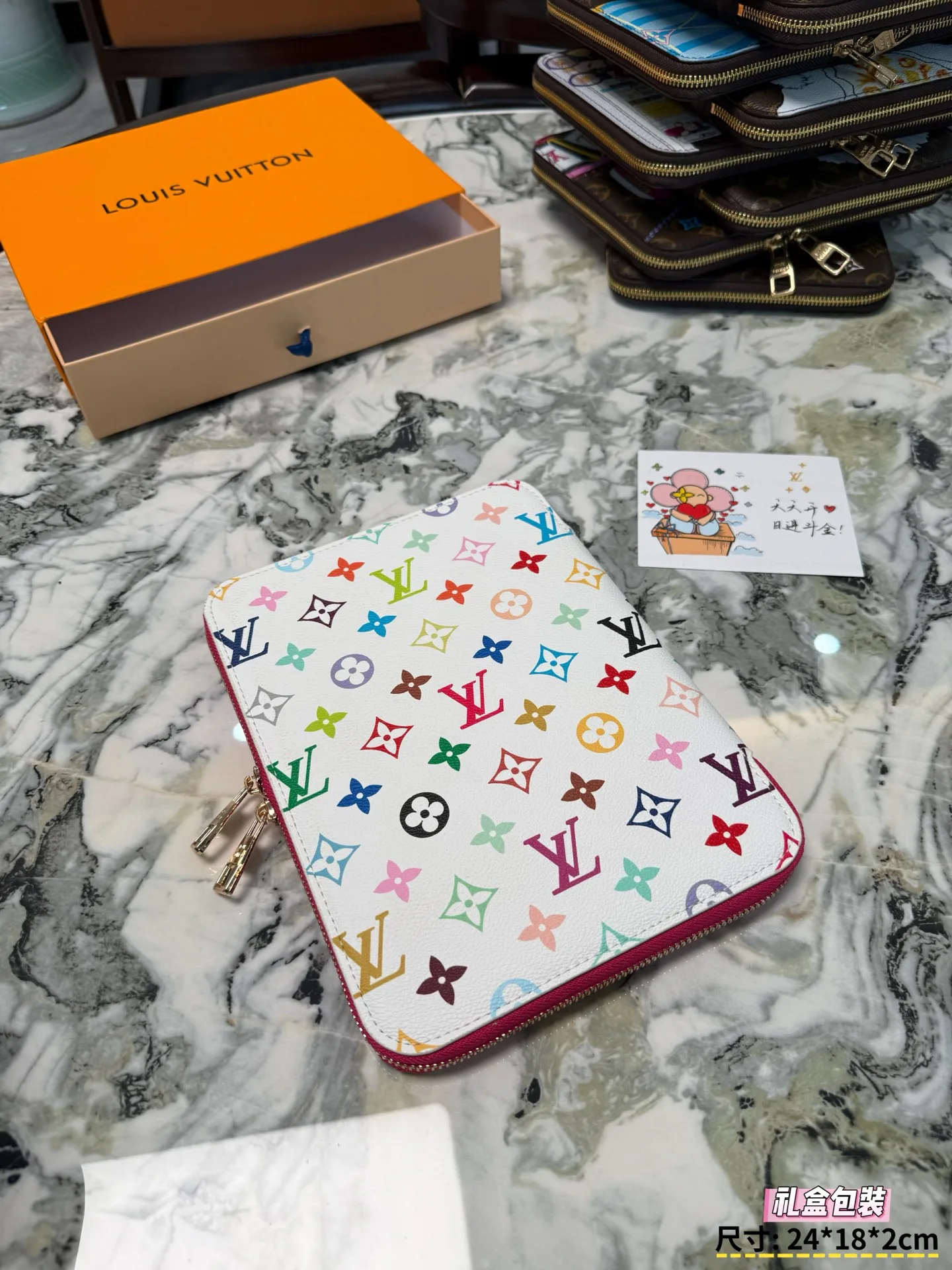 Women's Clutches LOUIS VUITTON 18013758