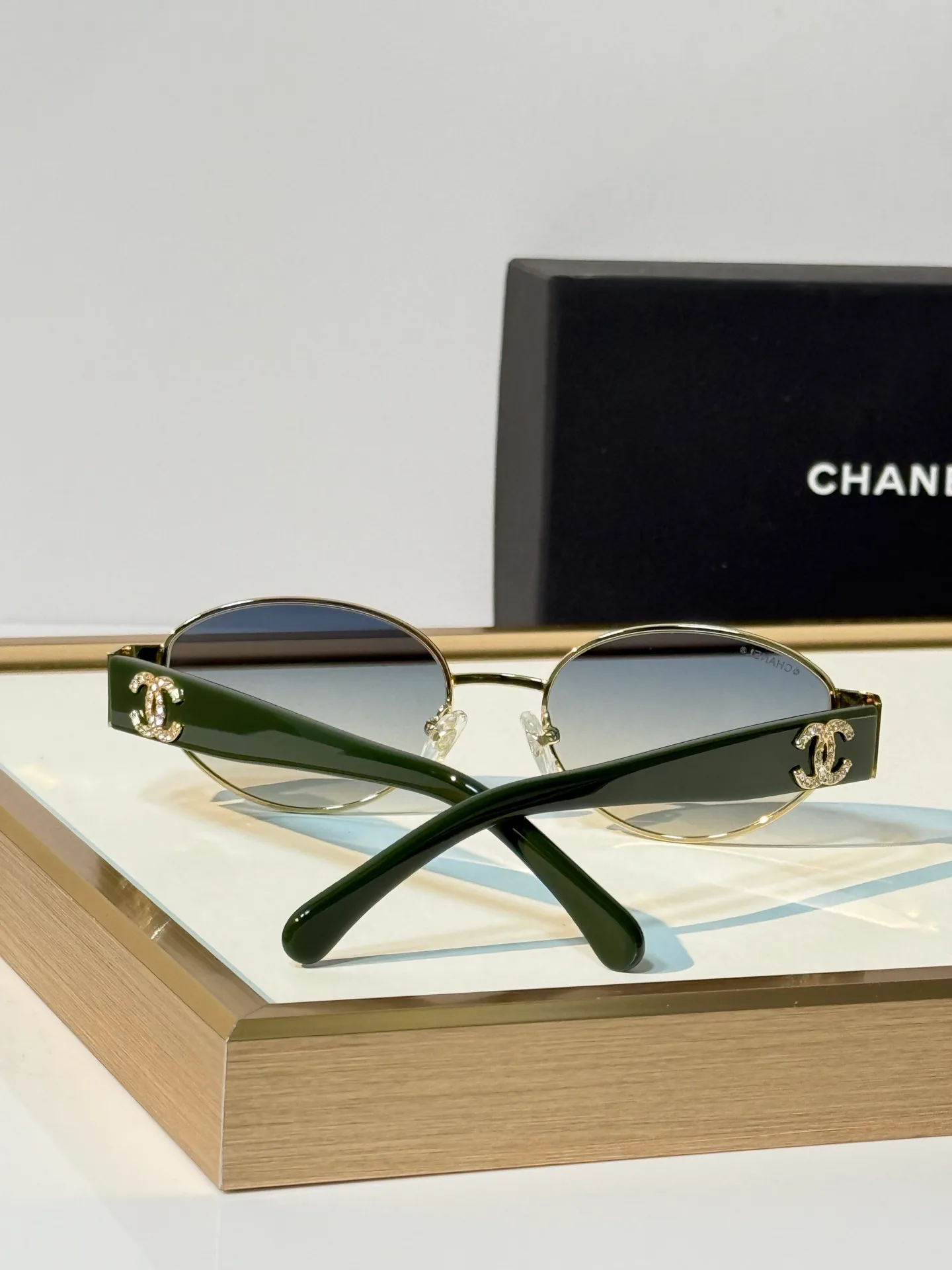 Glasses CHANEL 18117585