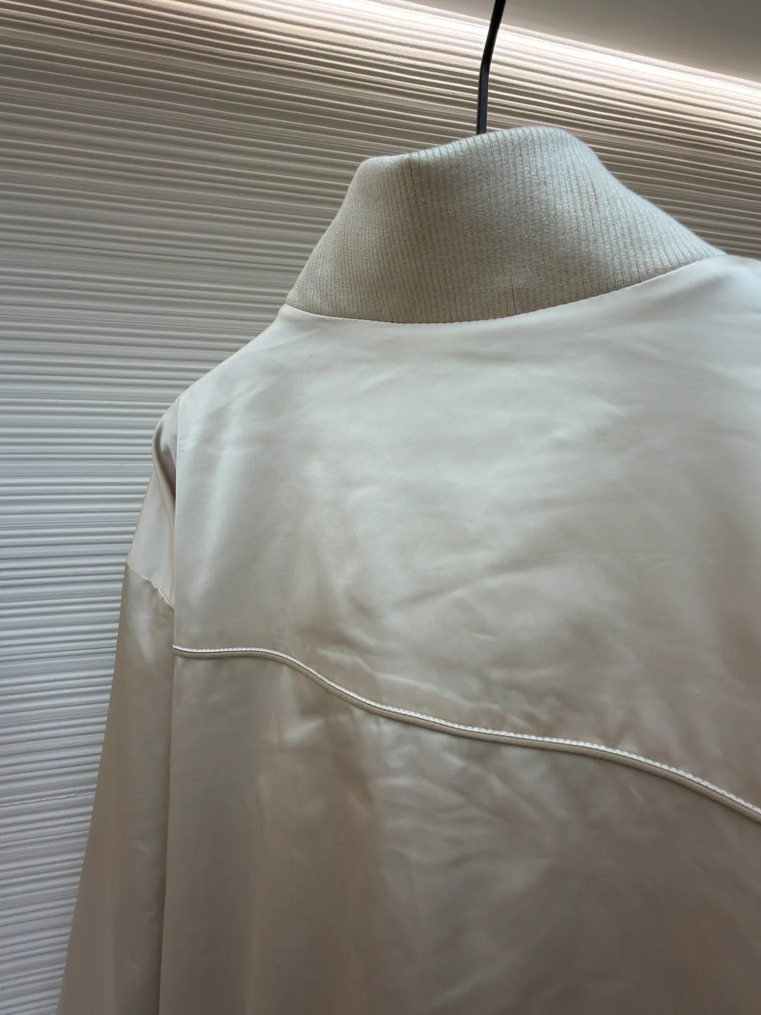 Men's Jackets And Down Jackets LOUIS VUITTON 18309045