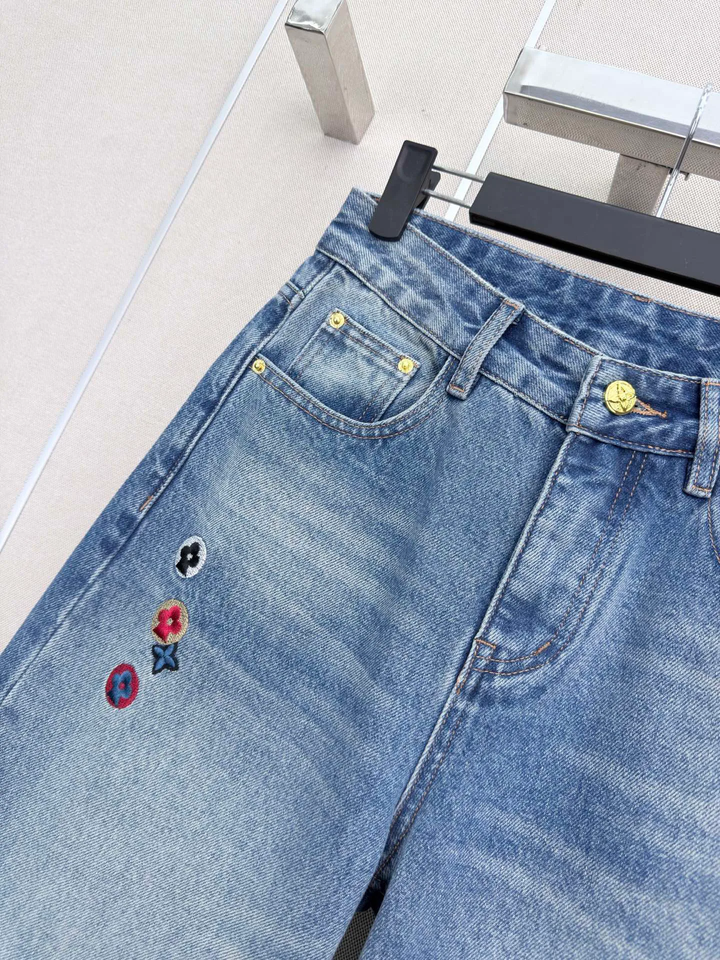 Women's Jeans LOUIS VUITTON 18501860