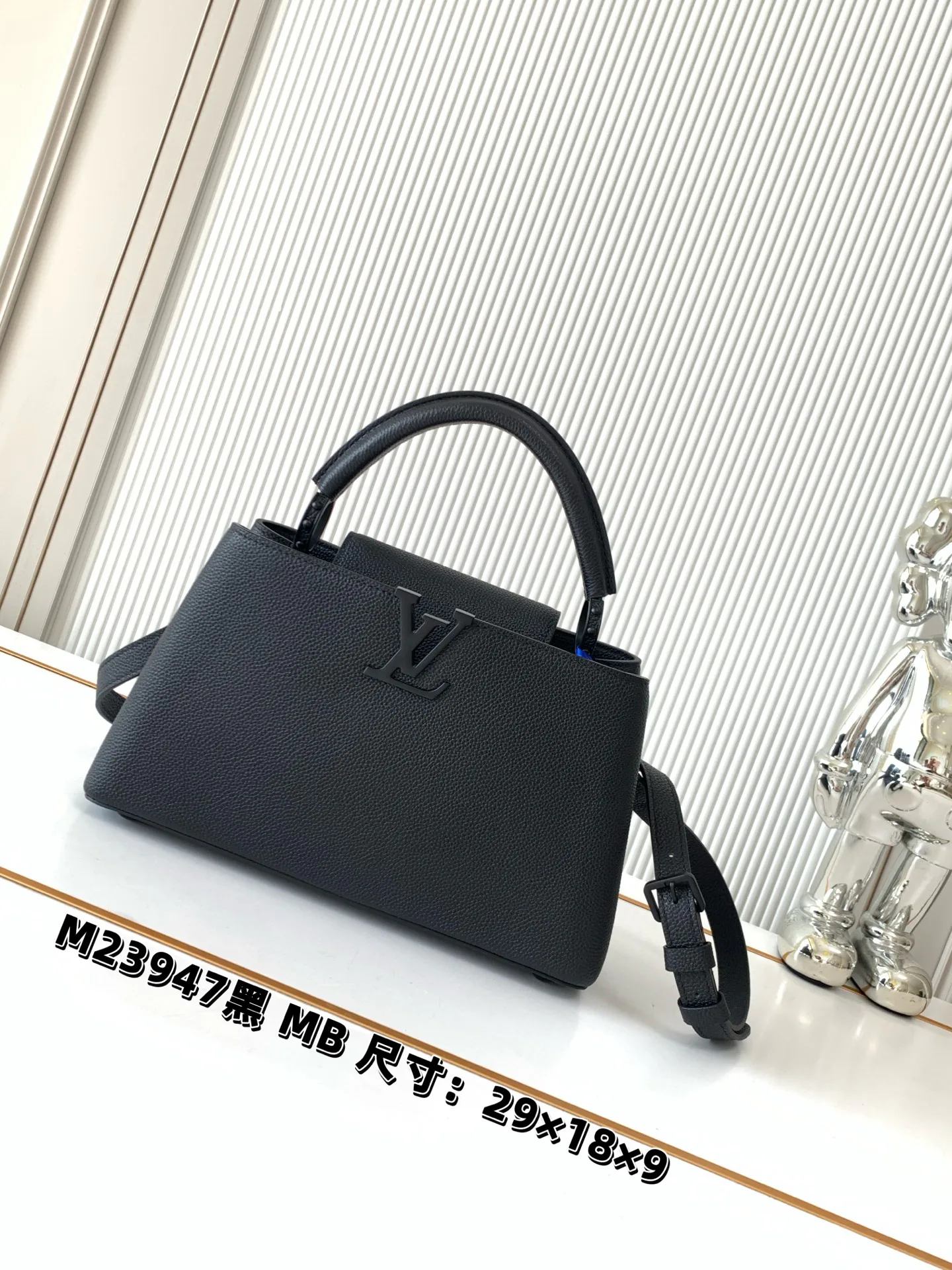 Women's Classic Handbags LOUIS VUITTON 17802979