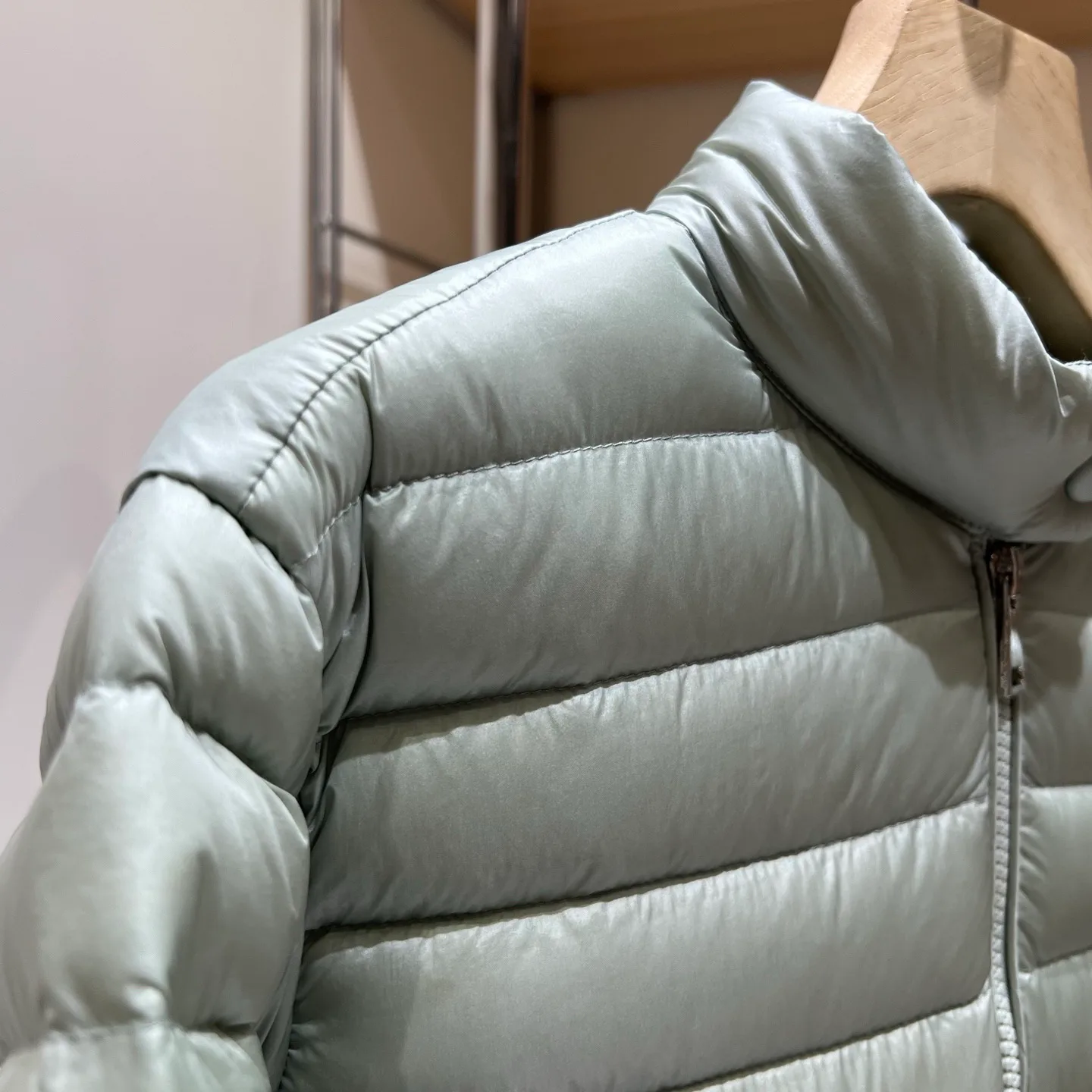 Women's Jackets And Down Jackets MONCLER 17812073