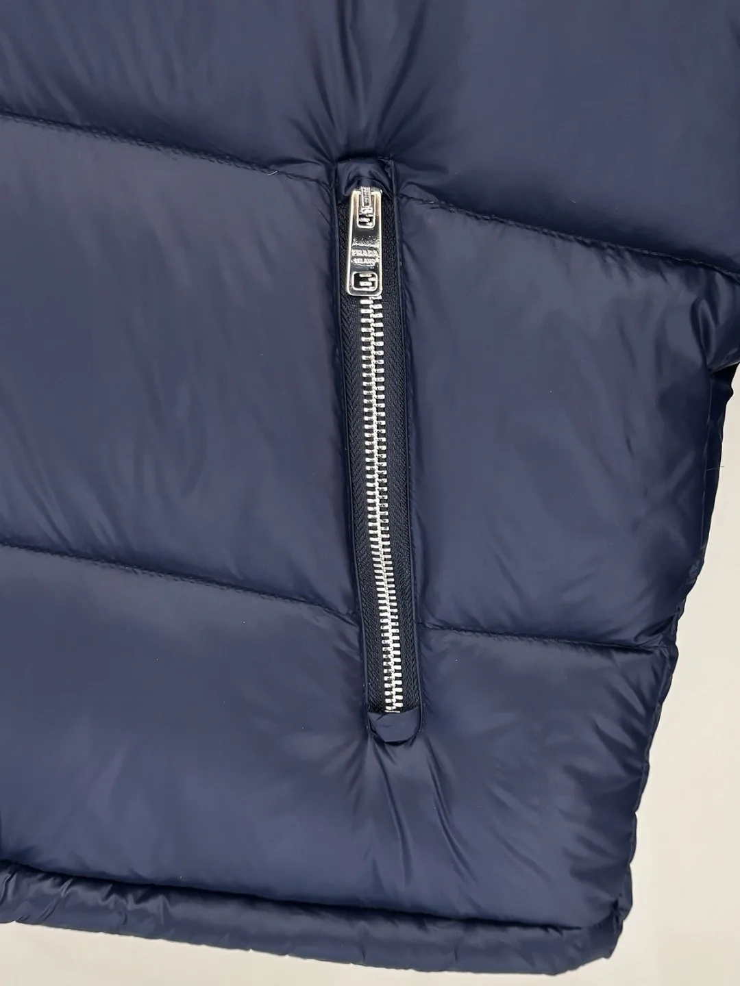 Куртки И Пуховики Мужские Prada 18596625