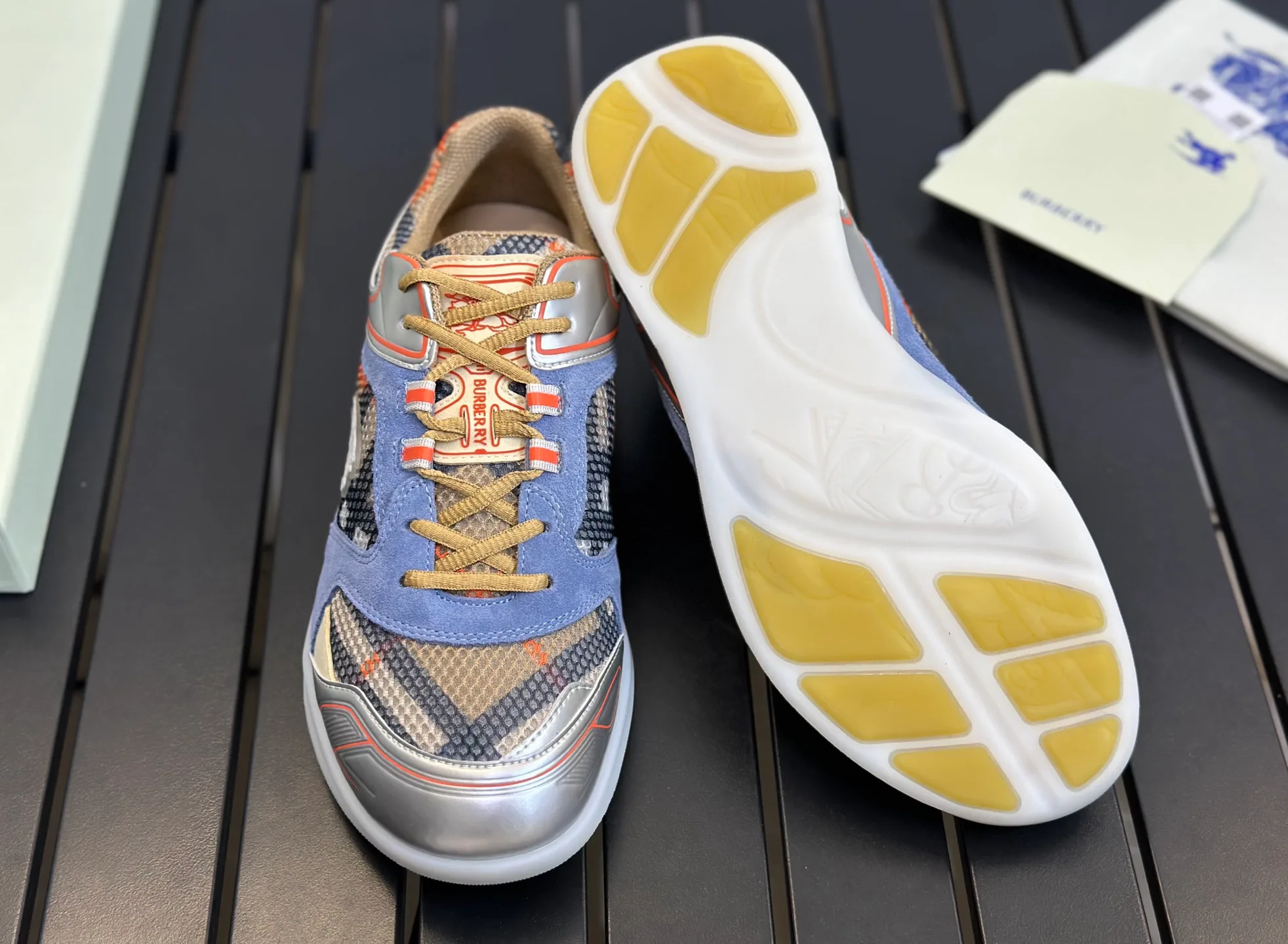 Men's Sneakers BURBERRY 17420351