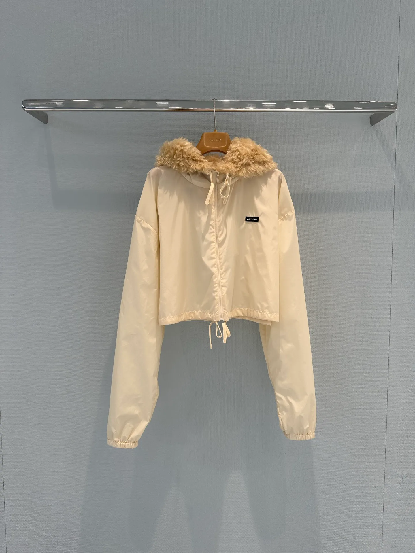 Women's Jackets And Down Jackets MIU MIU 18114619