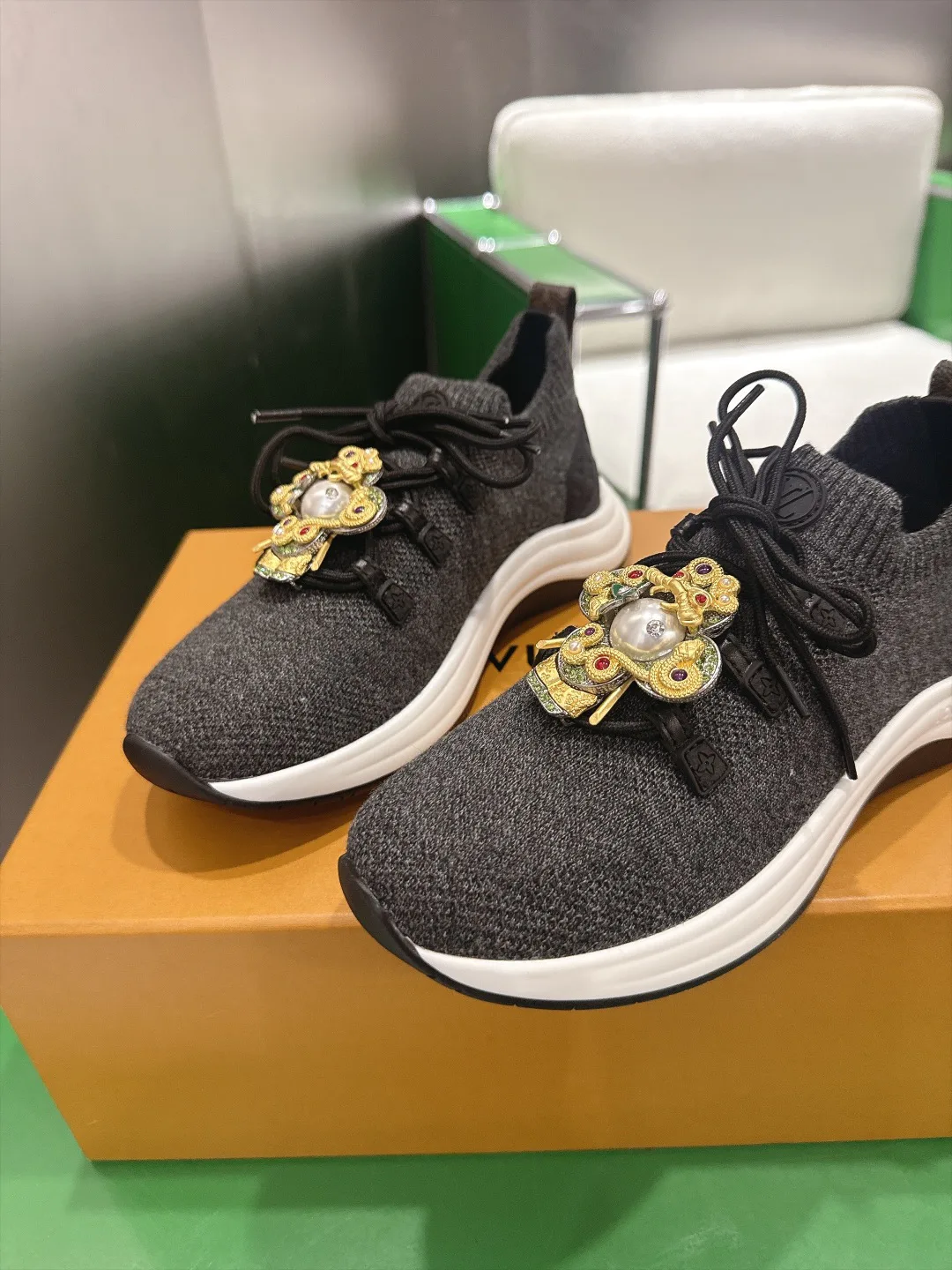 Women's Sneakers LORO PIANA 18011790