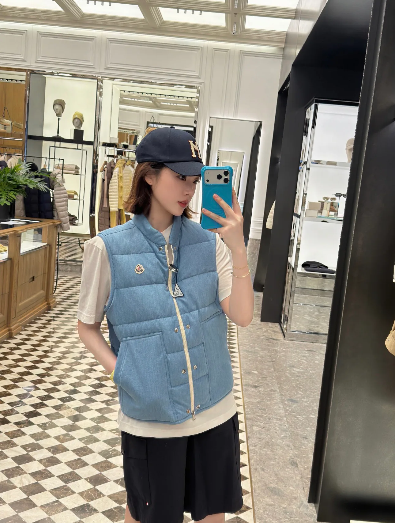 Women's Vests MONCLER 18113613