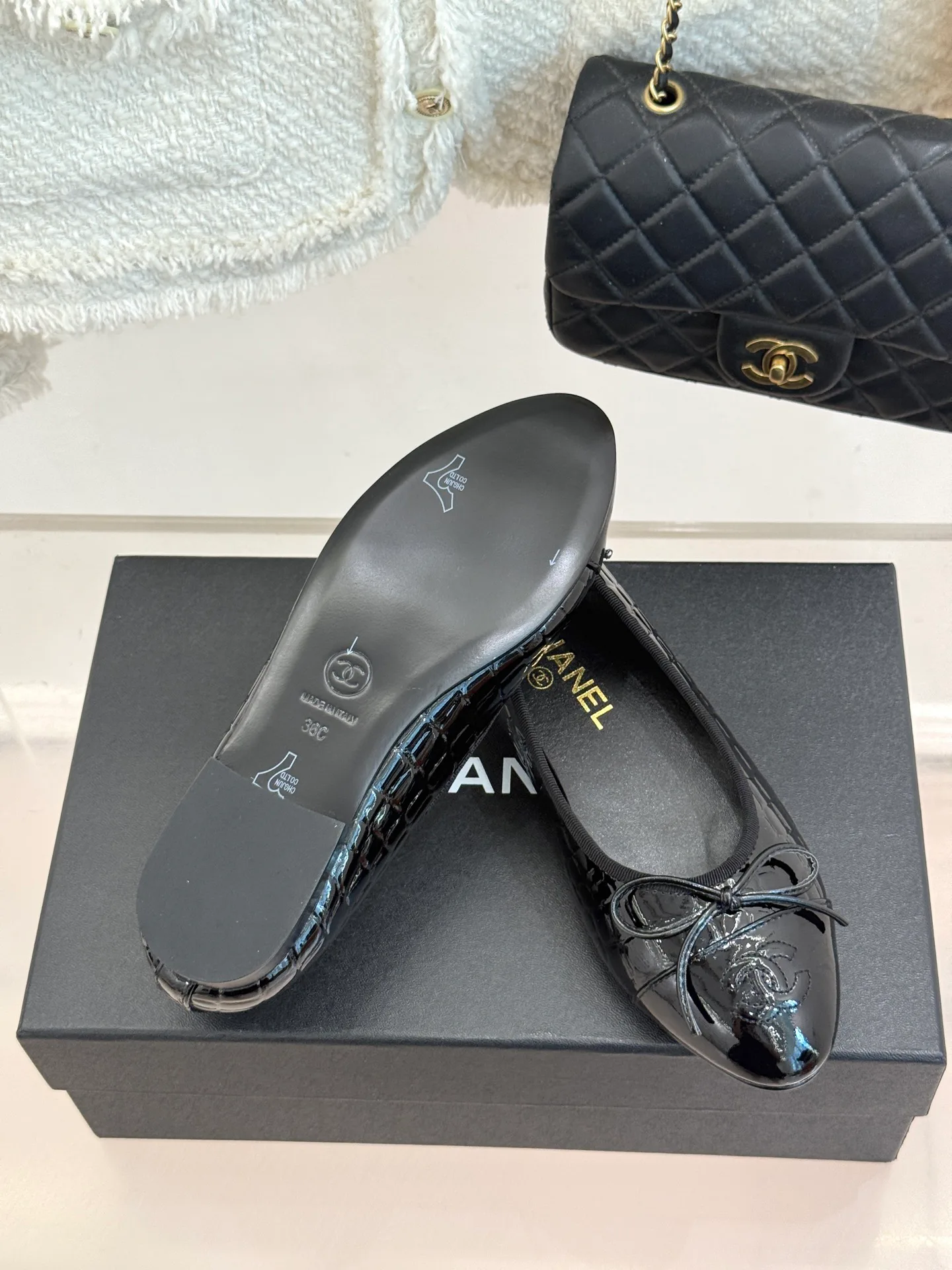Women's Ballet Flats CHANEL 17406179