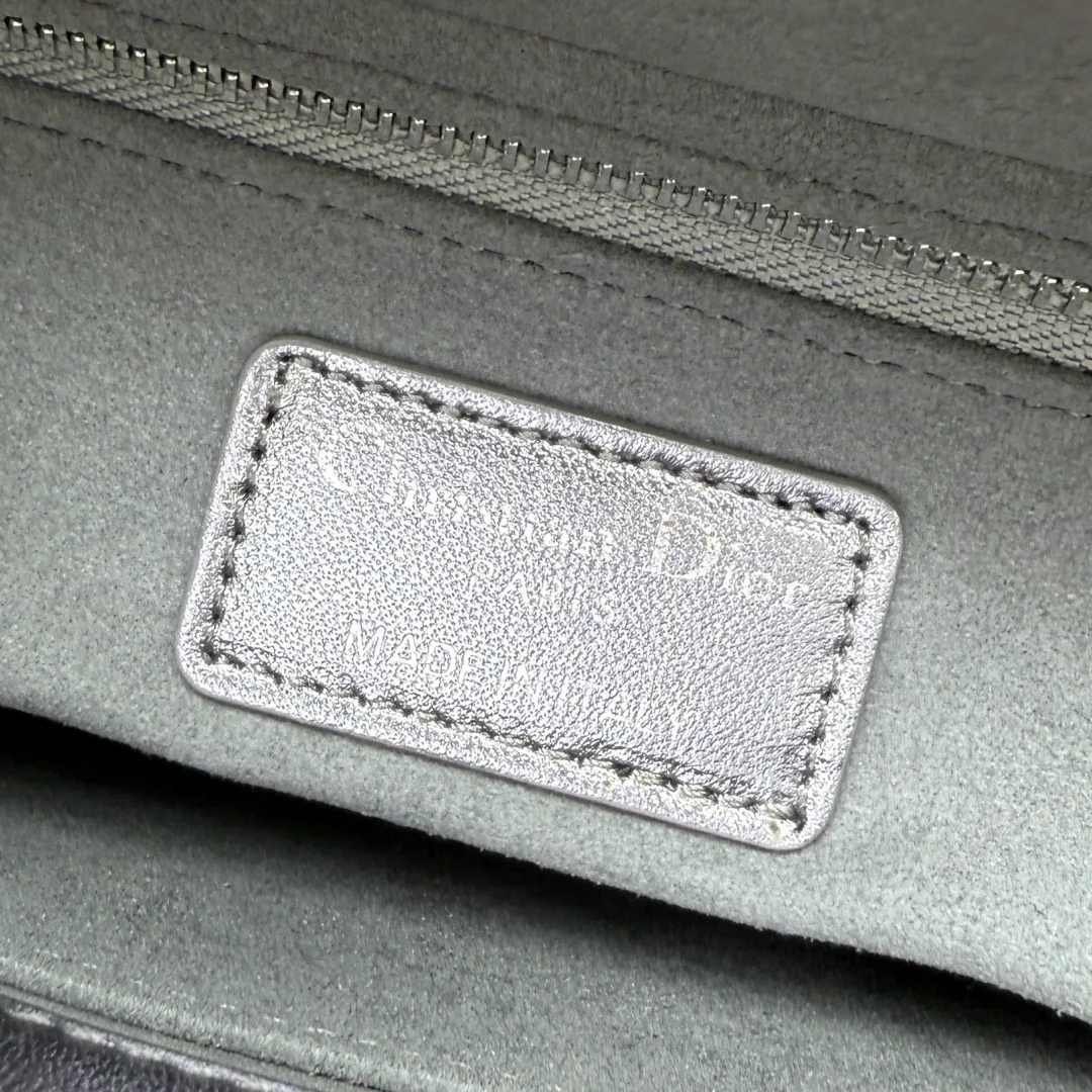 Women's Classic Handbags CHRISTIAN DIOR 16974207