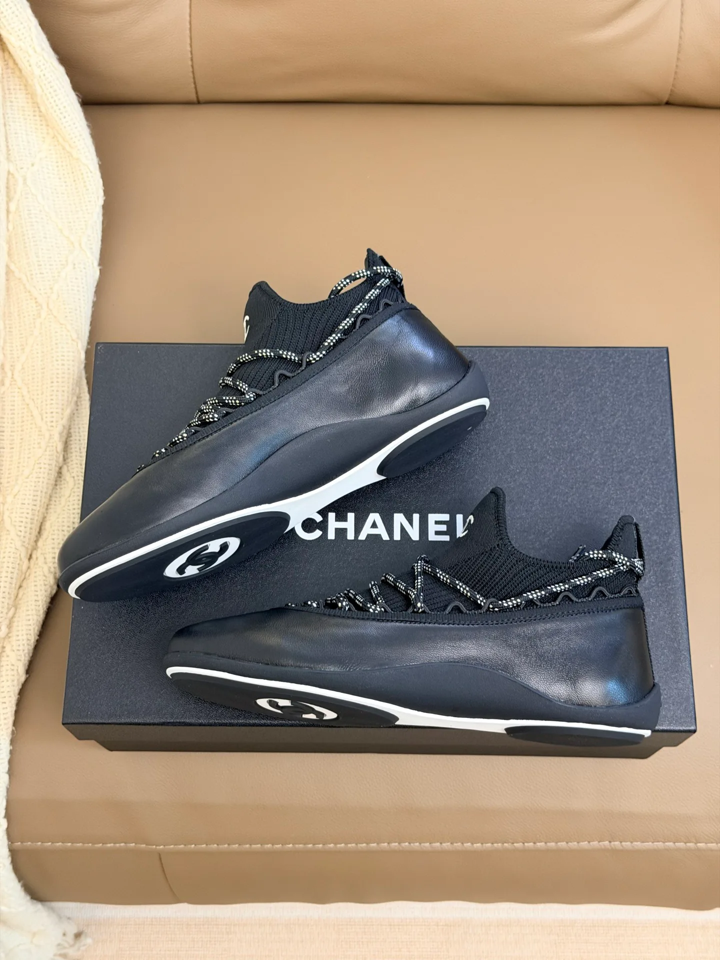 Women's Sneakers CHANEL 17510618