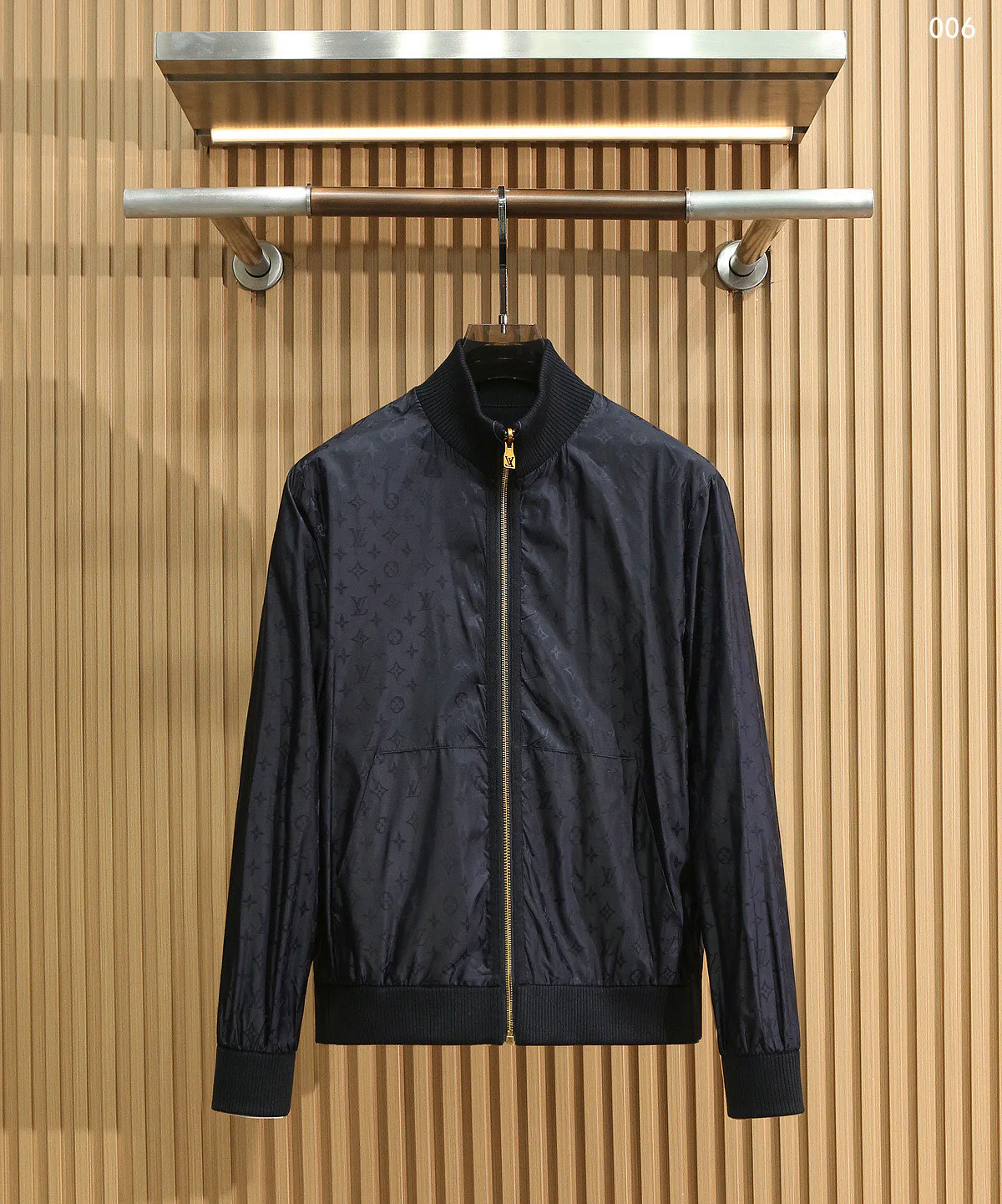 Men's Jackets And Down Jackets LOUIS VUITTON 18109764