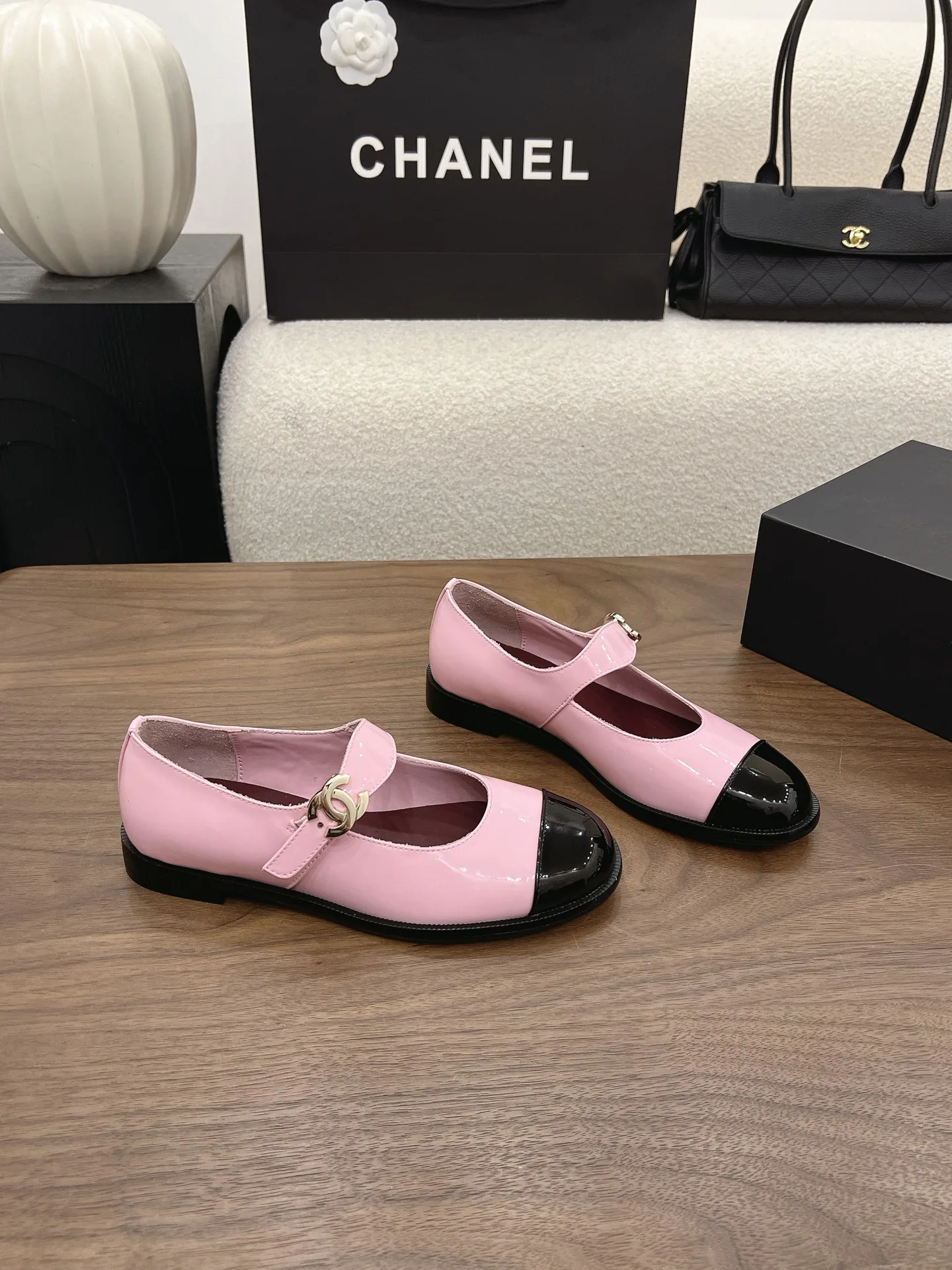 Women's Heels CHANEL 17342636
