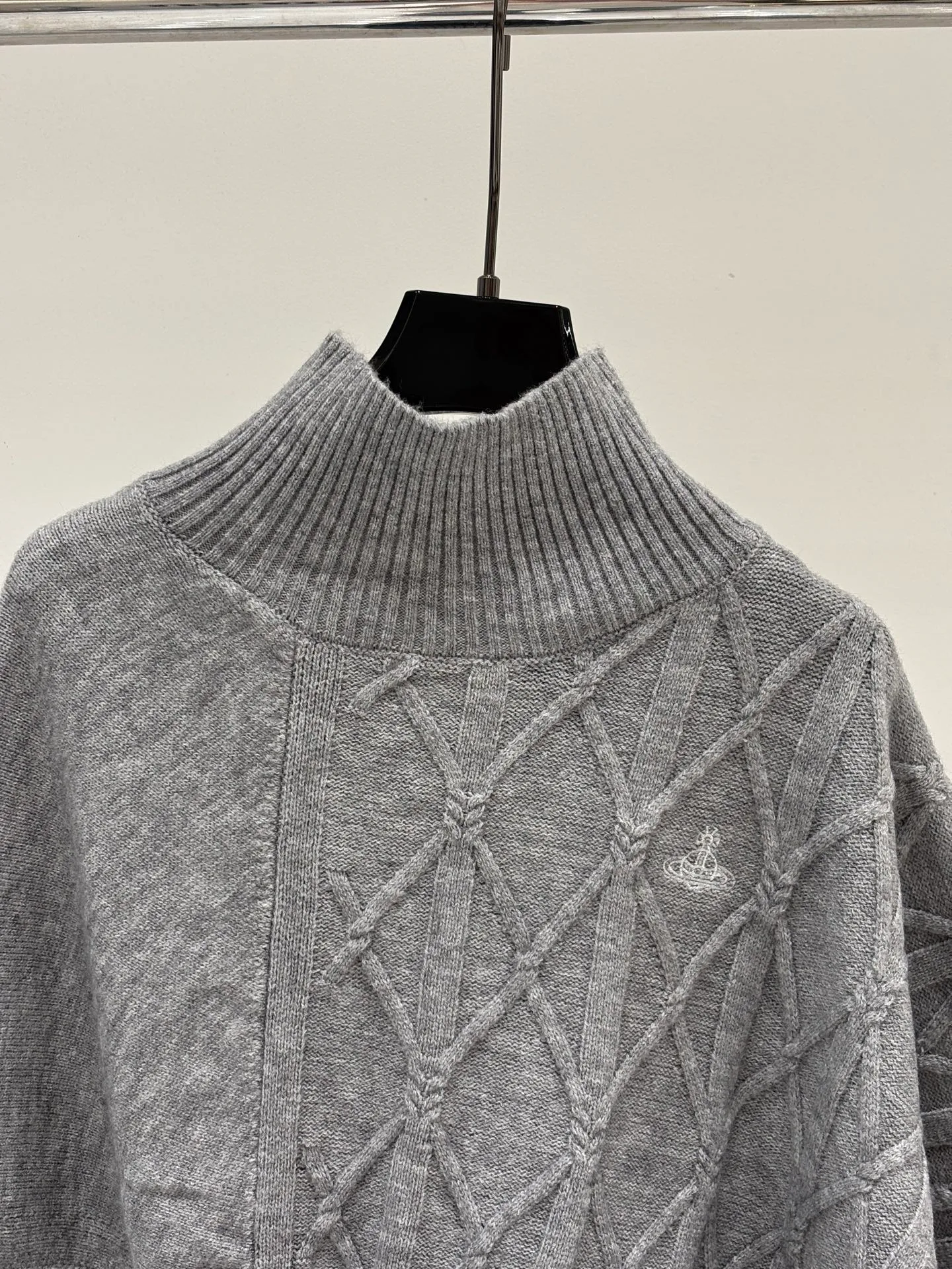 Women's Jumpers And Sweaters VIVIENNE WESTWOOD 18032010
