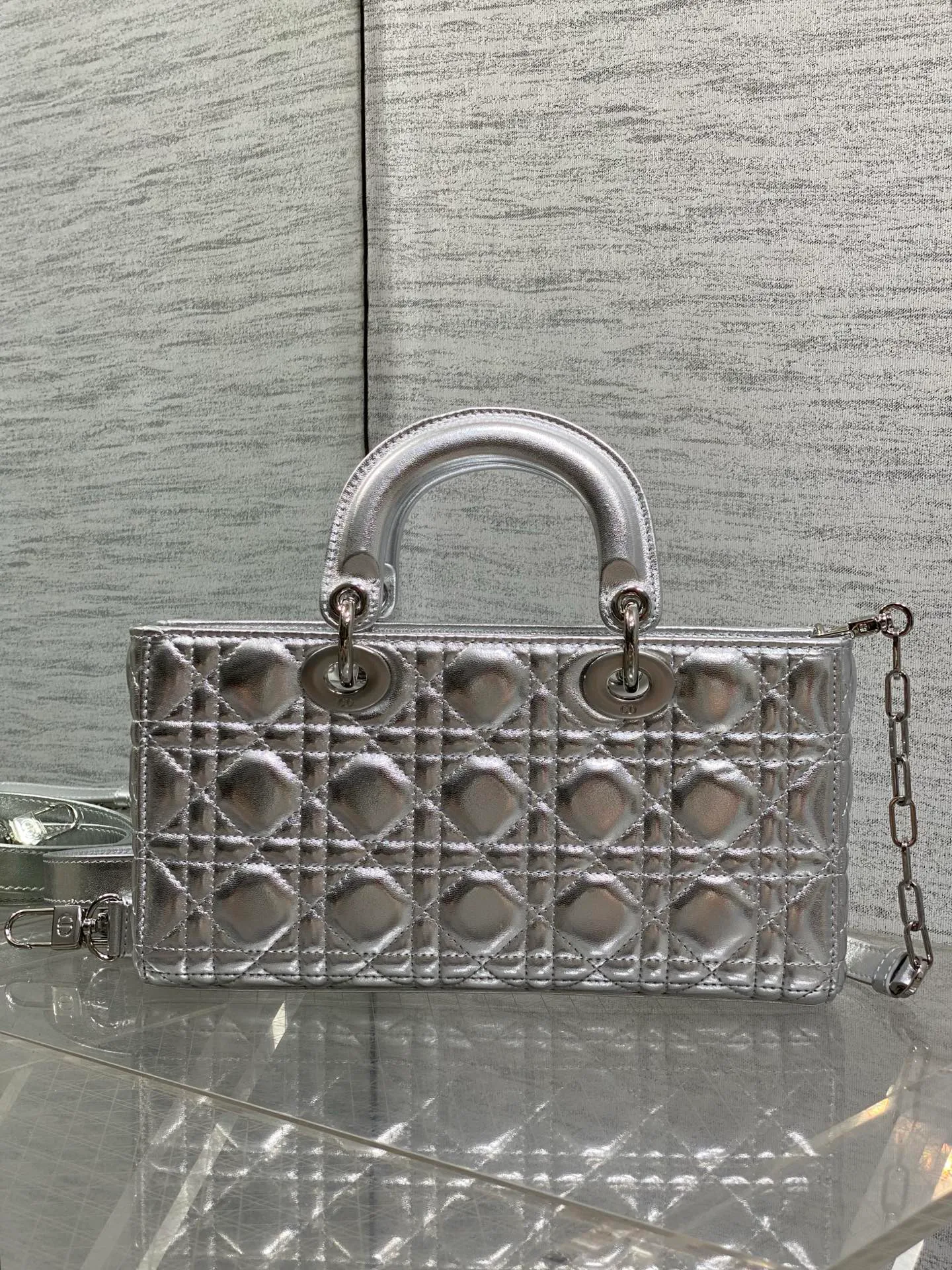 Women's Classic Handbags CHRISTIAN DIOR 17601495