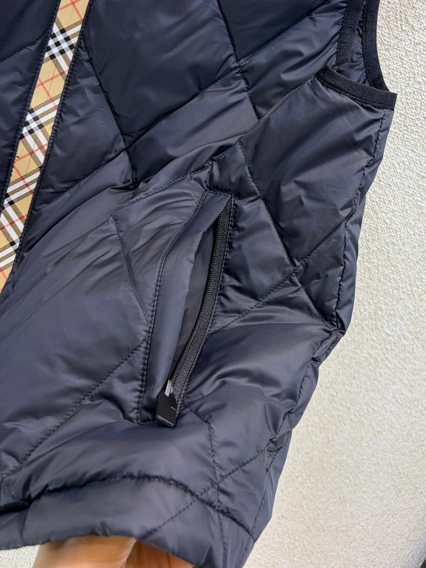 Women's Vests BURBERRY 18506584