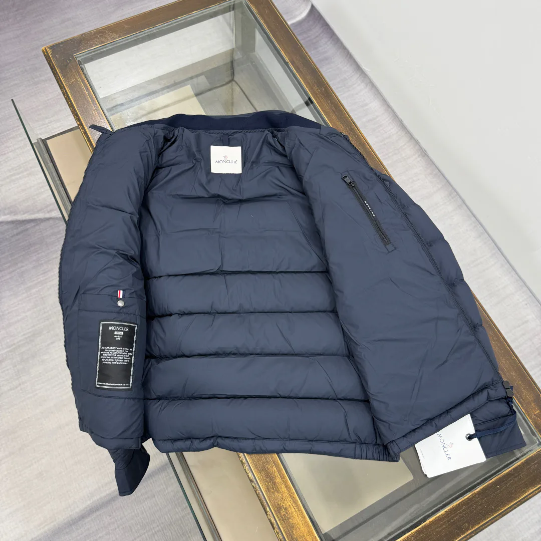 Men's Jackets And Down Jackets MONCLER 17827409