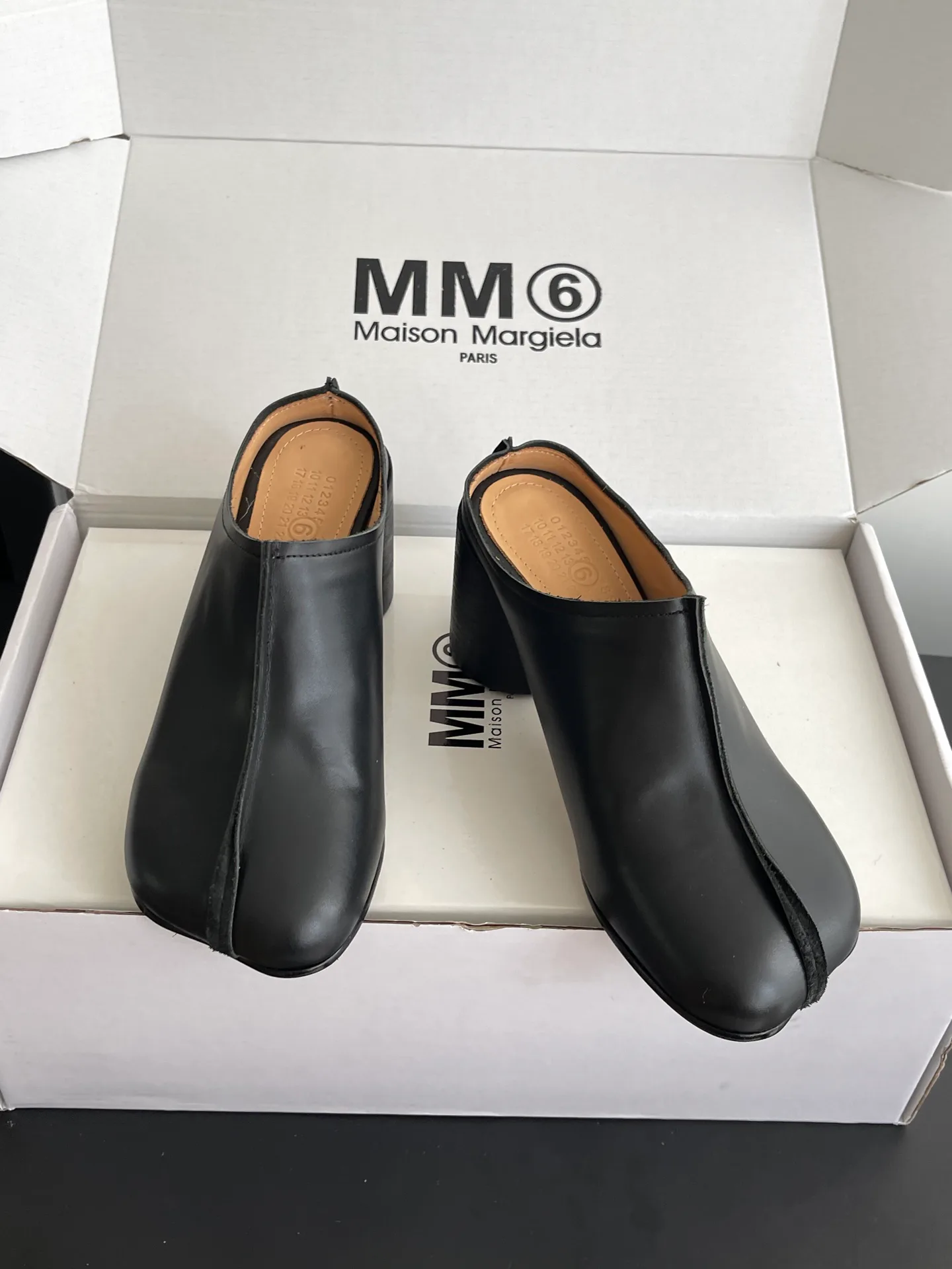 Women's Mules And Clogs MAISON MARGIELA 17554359