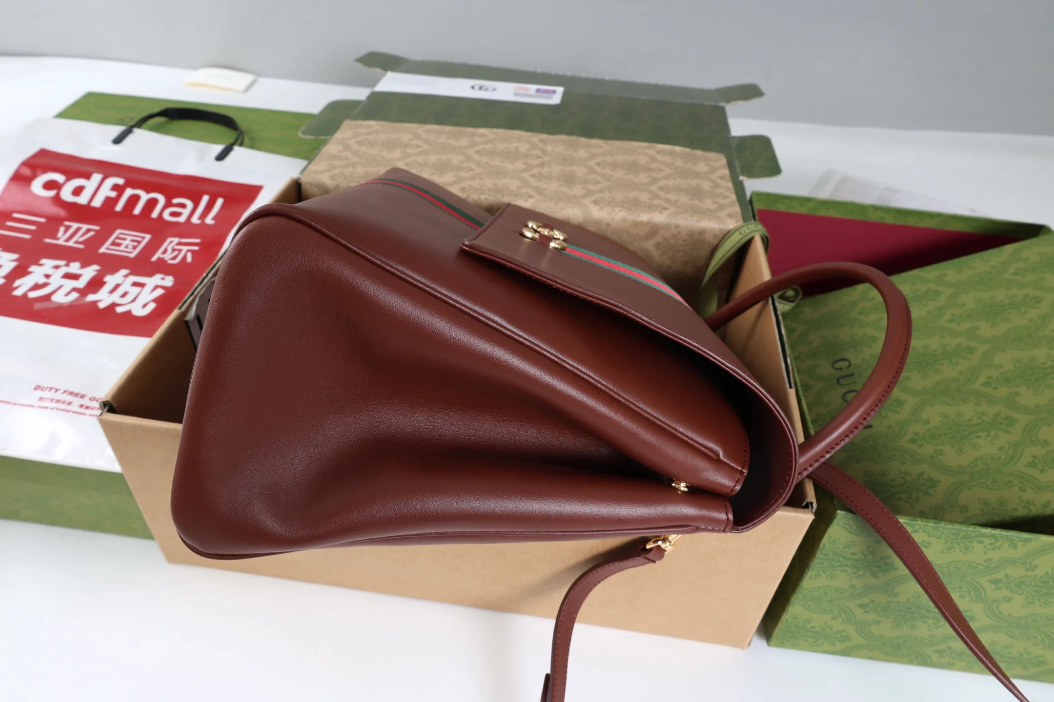 Women's Classic Handbags GUCCI 18250586