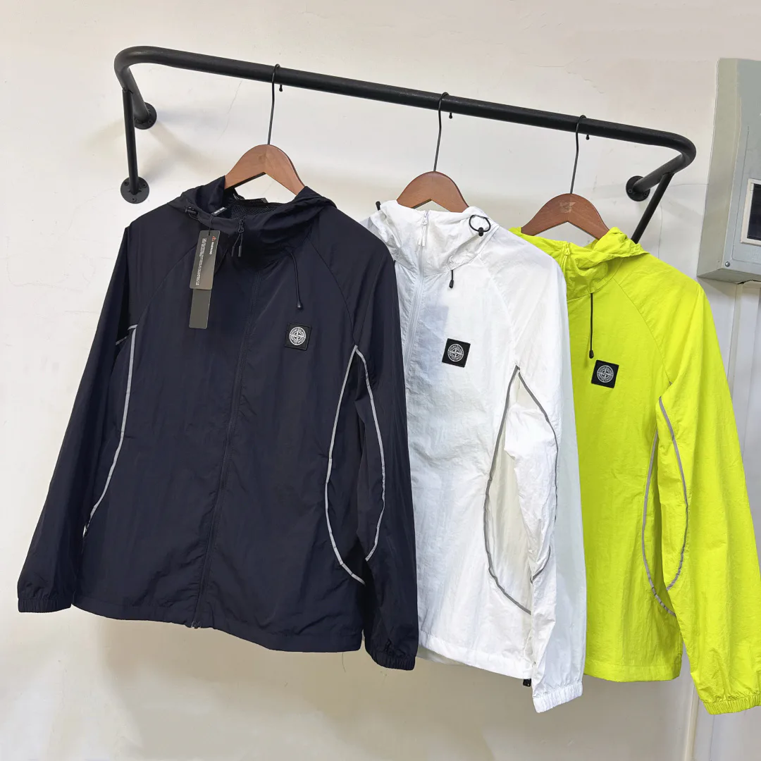 Men's Jackets And Down Jackets STONE ISLAND 17286070