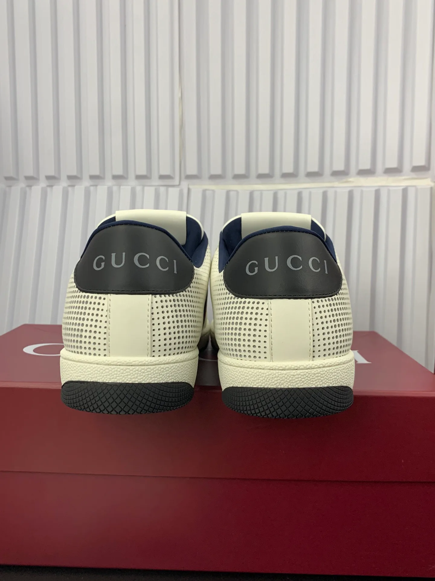 Women's Sneakers GUCCI 17545281