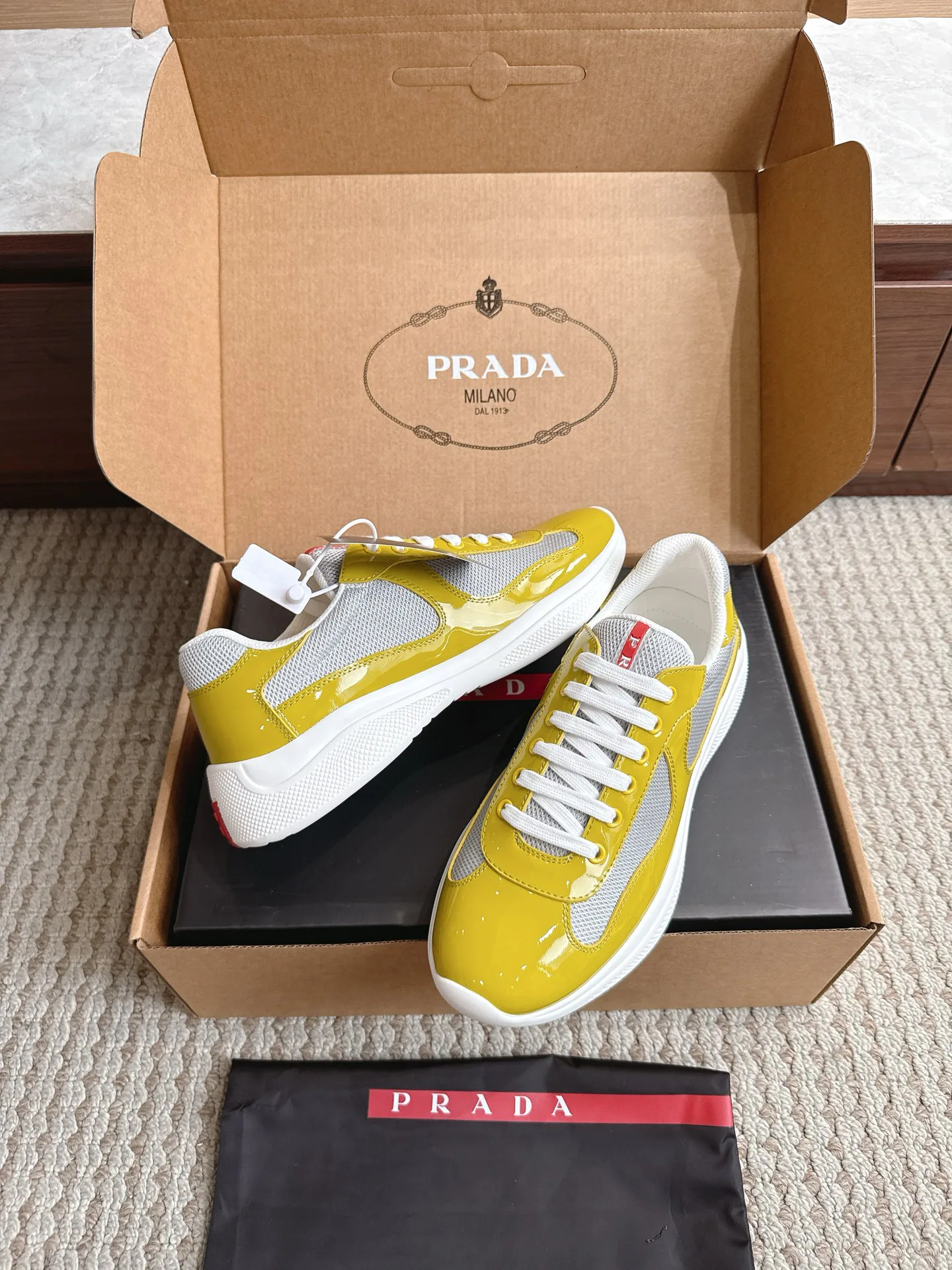 Women's Sneakers PRADA 17470431