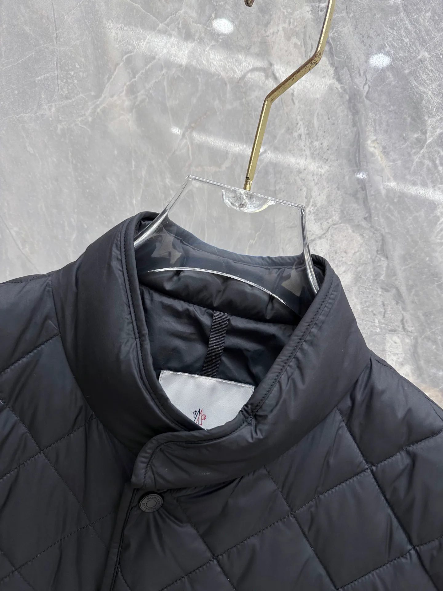 Куртки И Пуховики Мужские Moncler 18596299