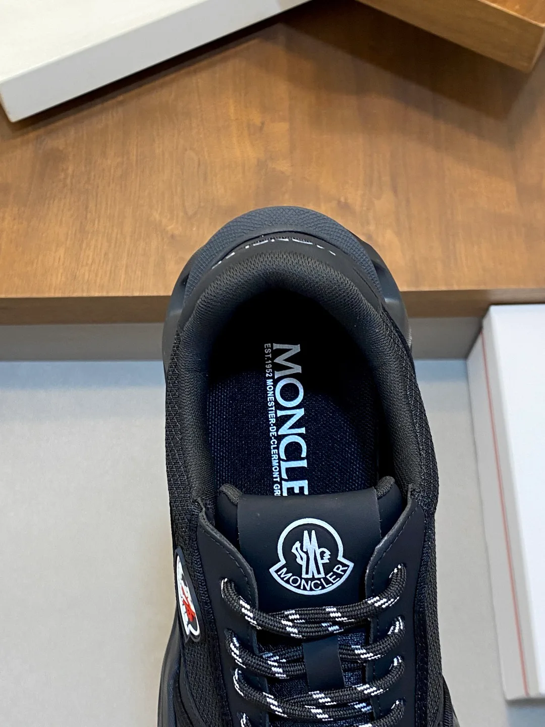 Кроссовки Мужские Moncler 18597469