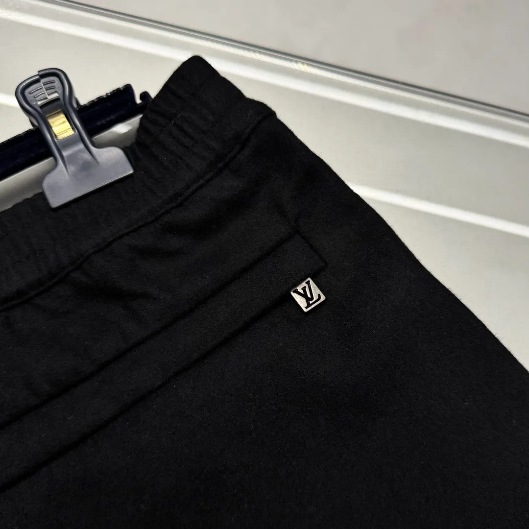 Men's Trousers LOUIS VUITTON 17502127