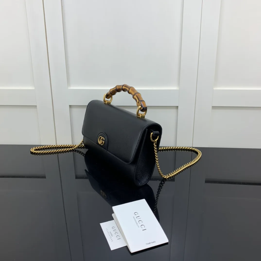 Women's Classic Handbags GUCCI 18262416