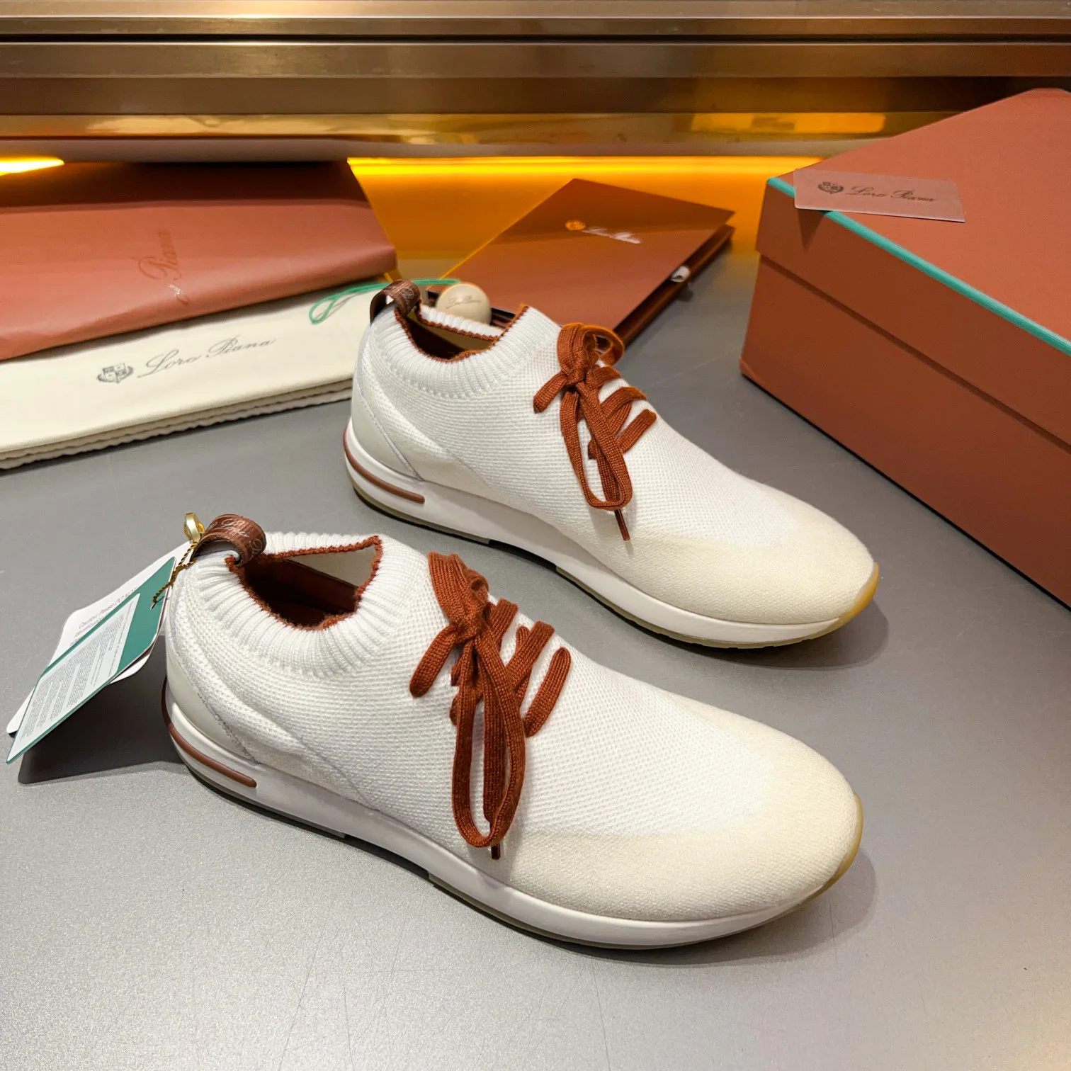 Men's Sneakers LORO PIANA 18250765