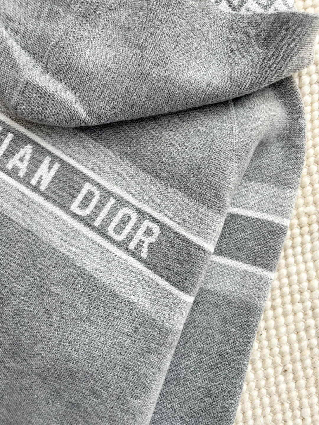 Джемперы И Свитеры Женские Christian Dior 18640615